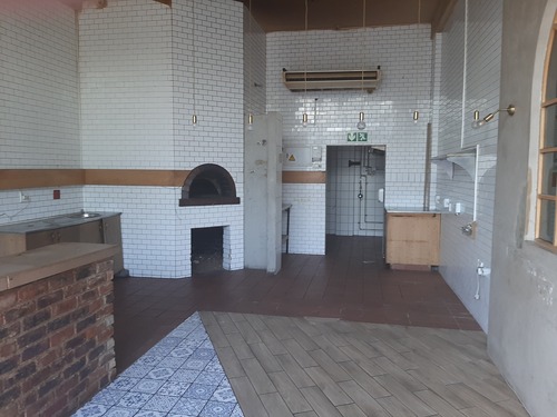 110m² Silvercrest Shopping Centre, Highlands North  