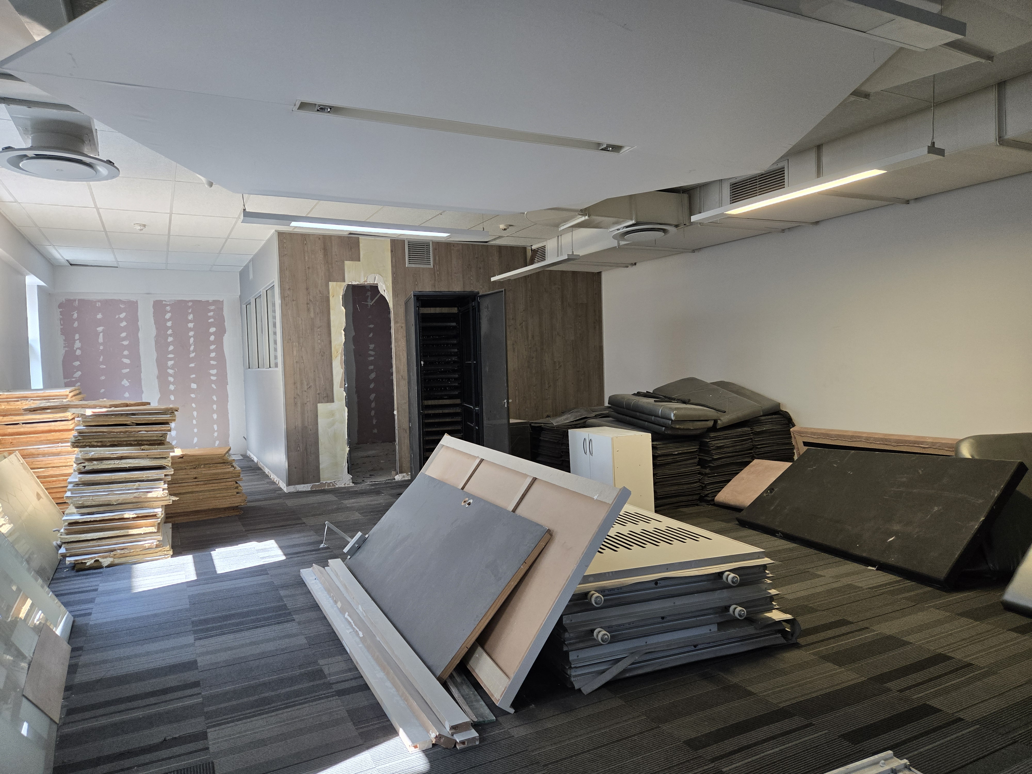 1 180m² Office Space to rent at 1 Harries Road in Illovo