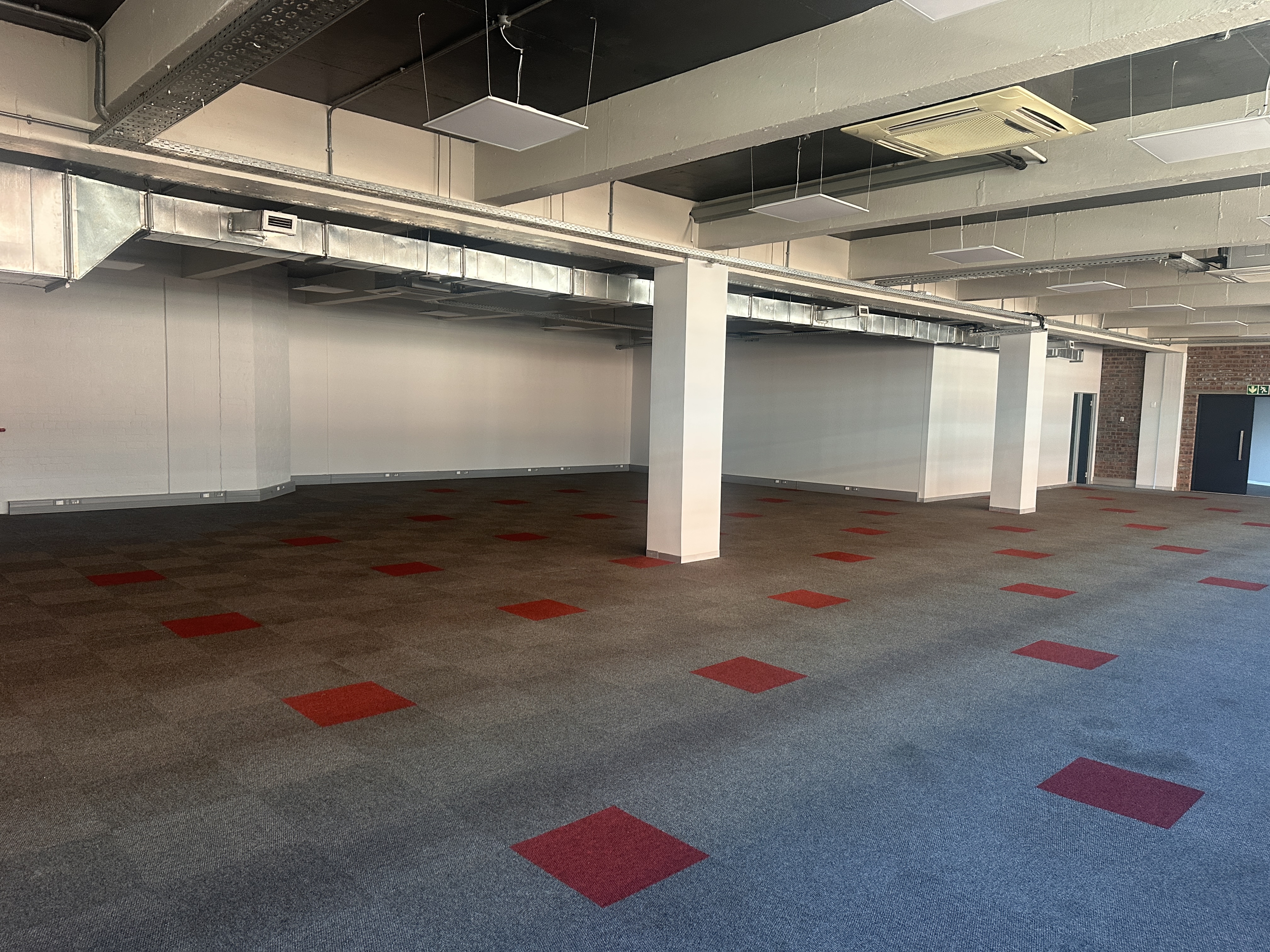 696m² Office Space to rent at 127 Cecil Road in Salt River