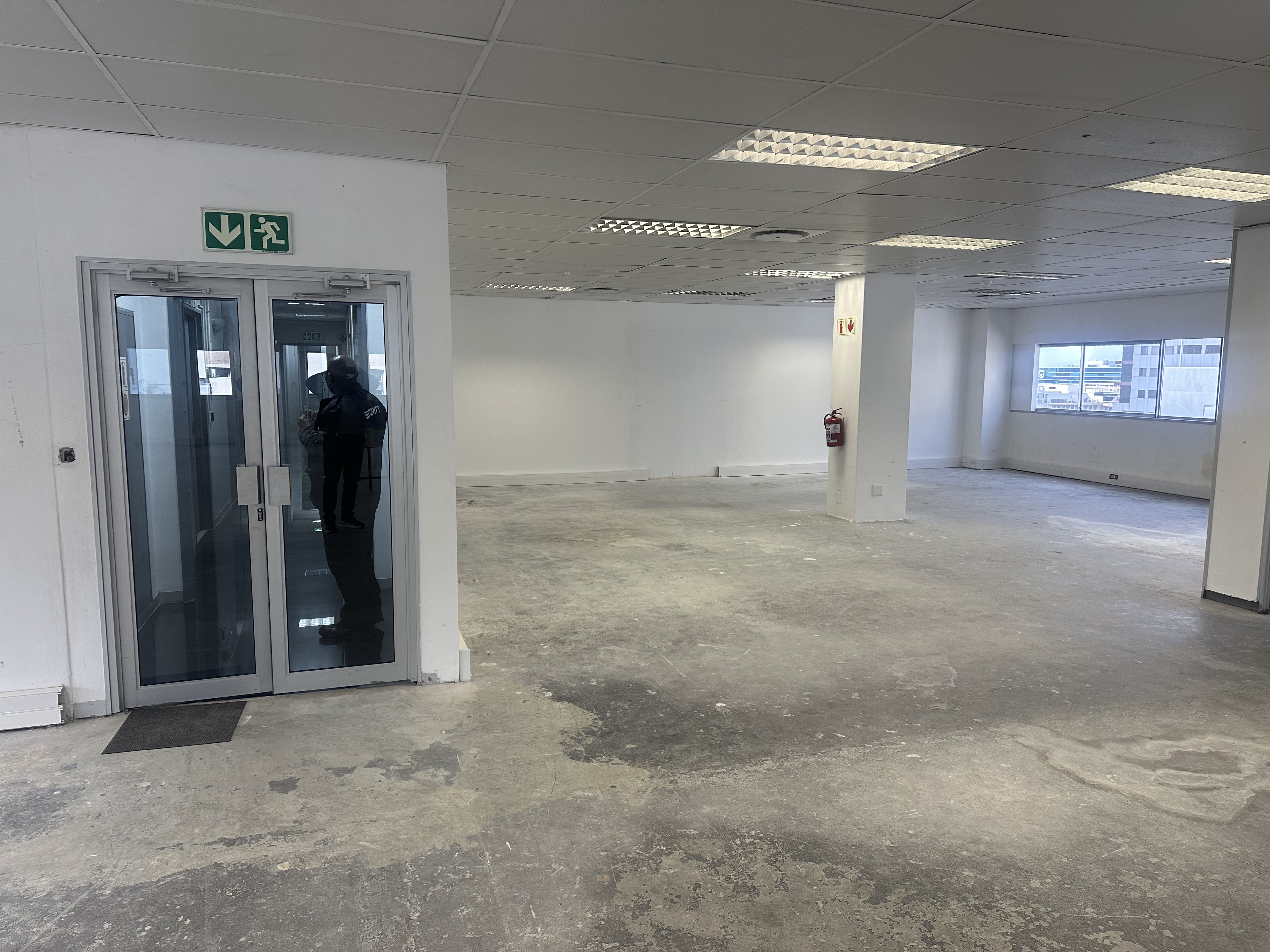 1 415m² Office Space to rent at 14 Long Street in Cape Town CBD