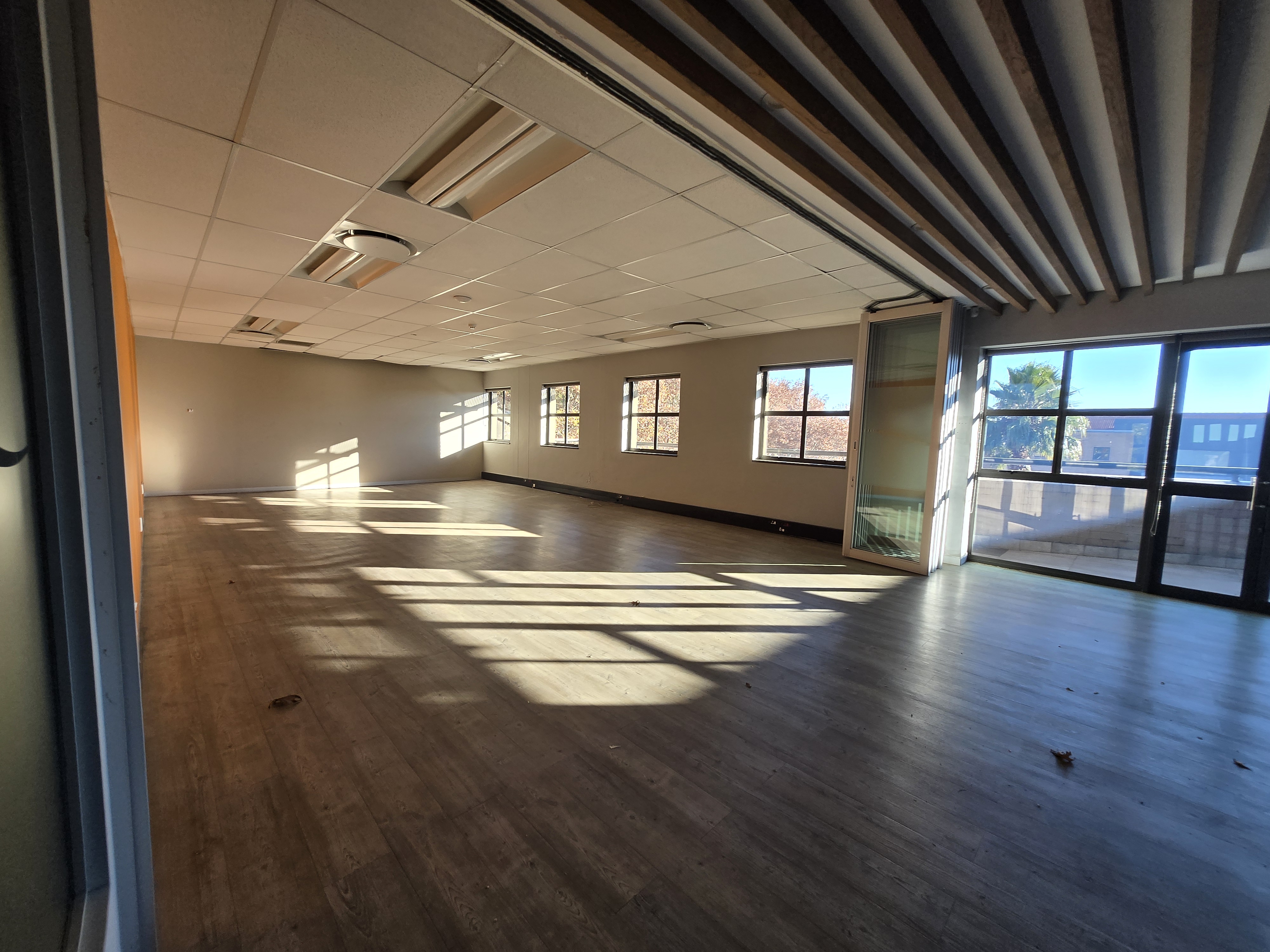 Office Space to rent at 16 Fricker Road in Illovo