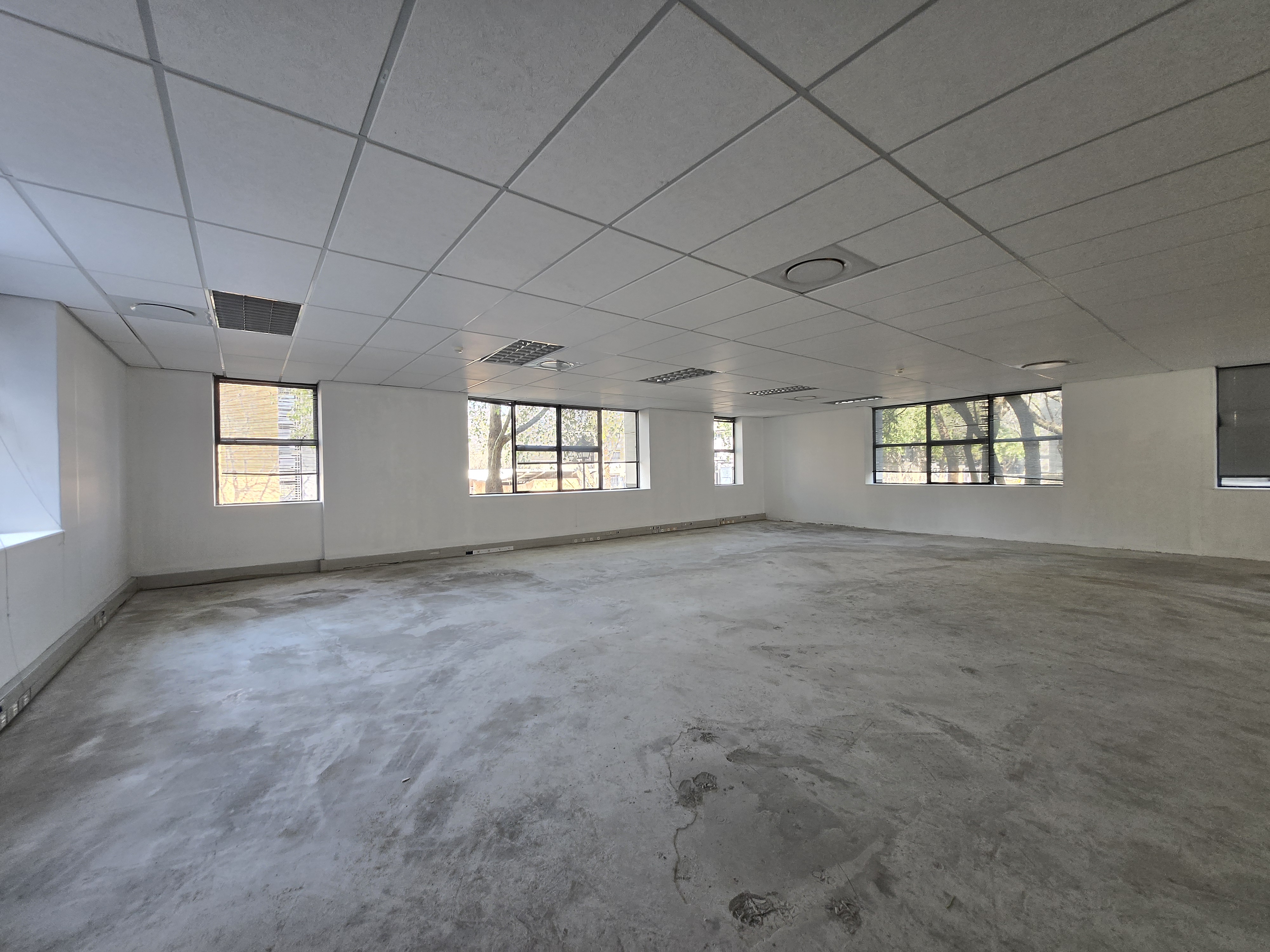 7 259m² Office Space to rent at 17 Fricker Road Illovo in Illovo