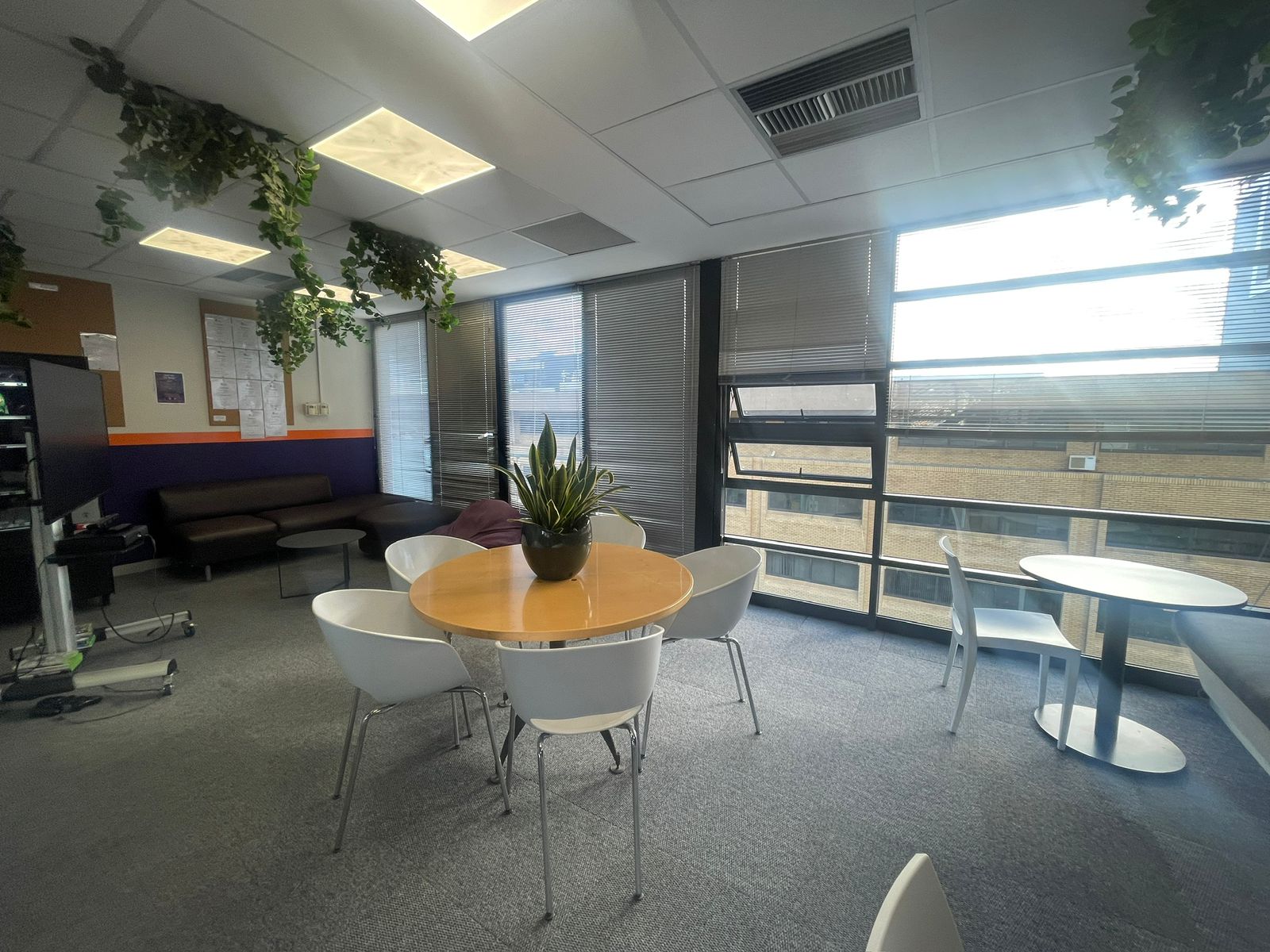 534m² Office Space to rent at 19 Louis Gradner in Foreshore