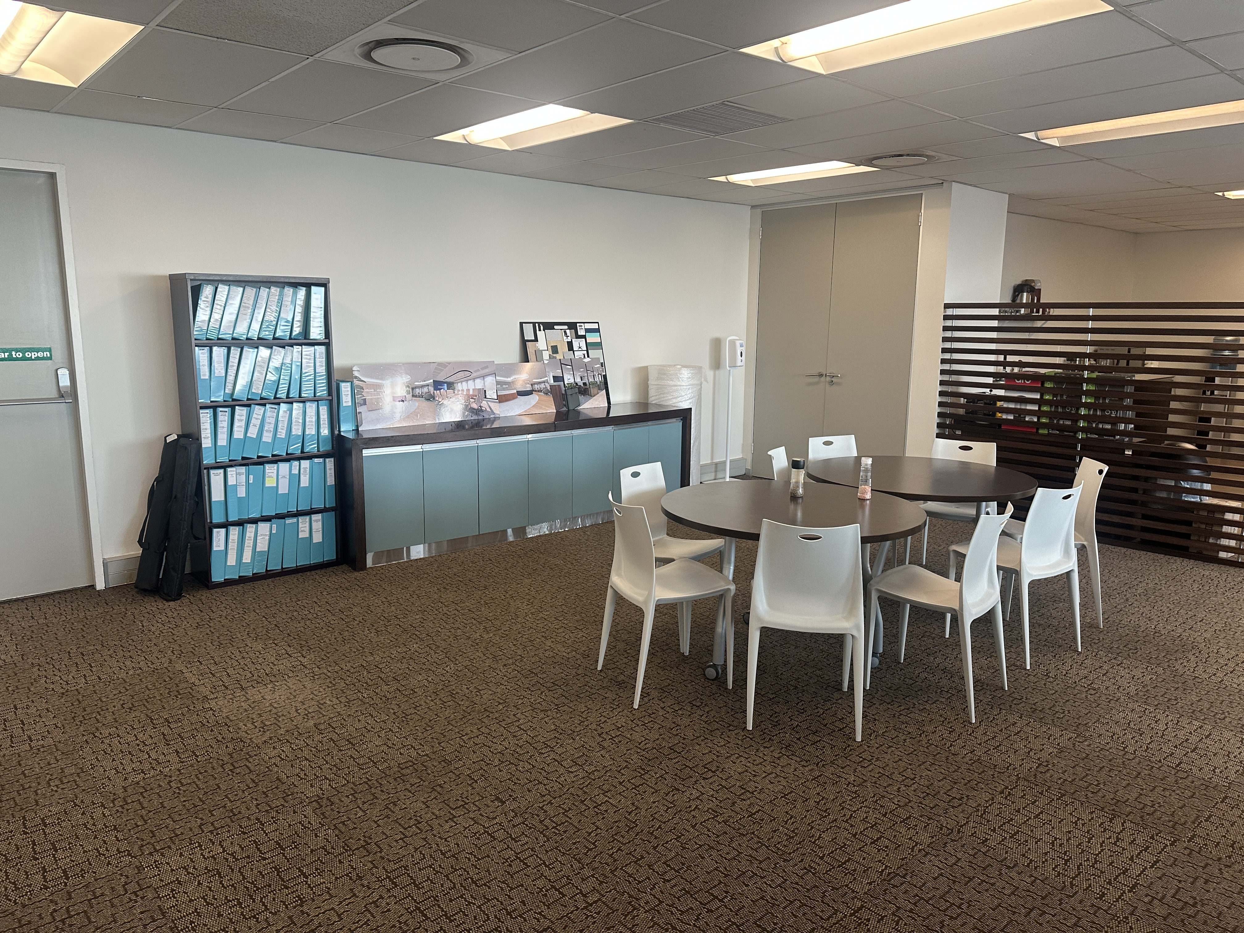 542m² Office Space to rent at 2 Long Street in Cape Town CBD