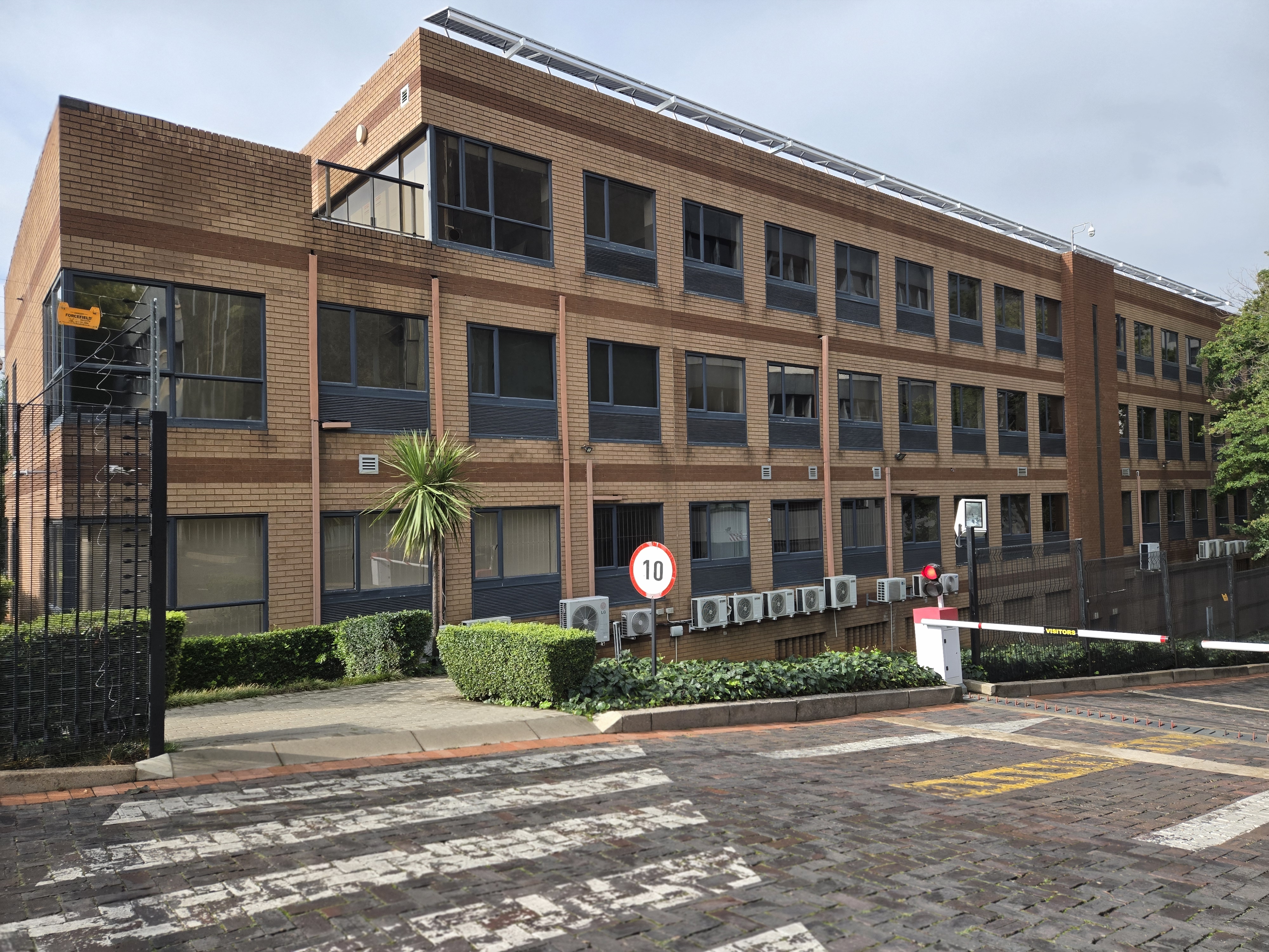 Office Space to rent at 3 Sturdee Avenue in Rosebank JHB