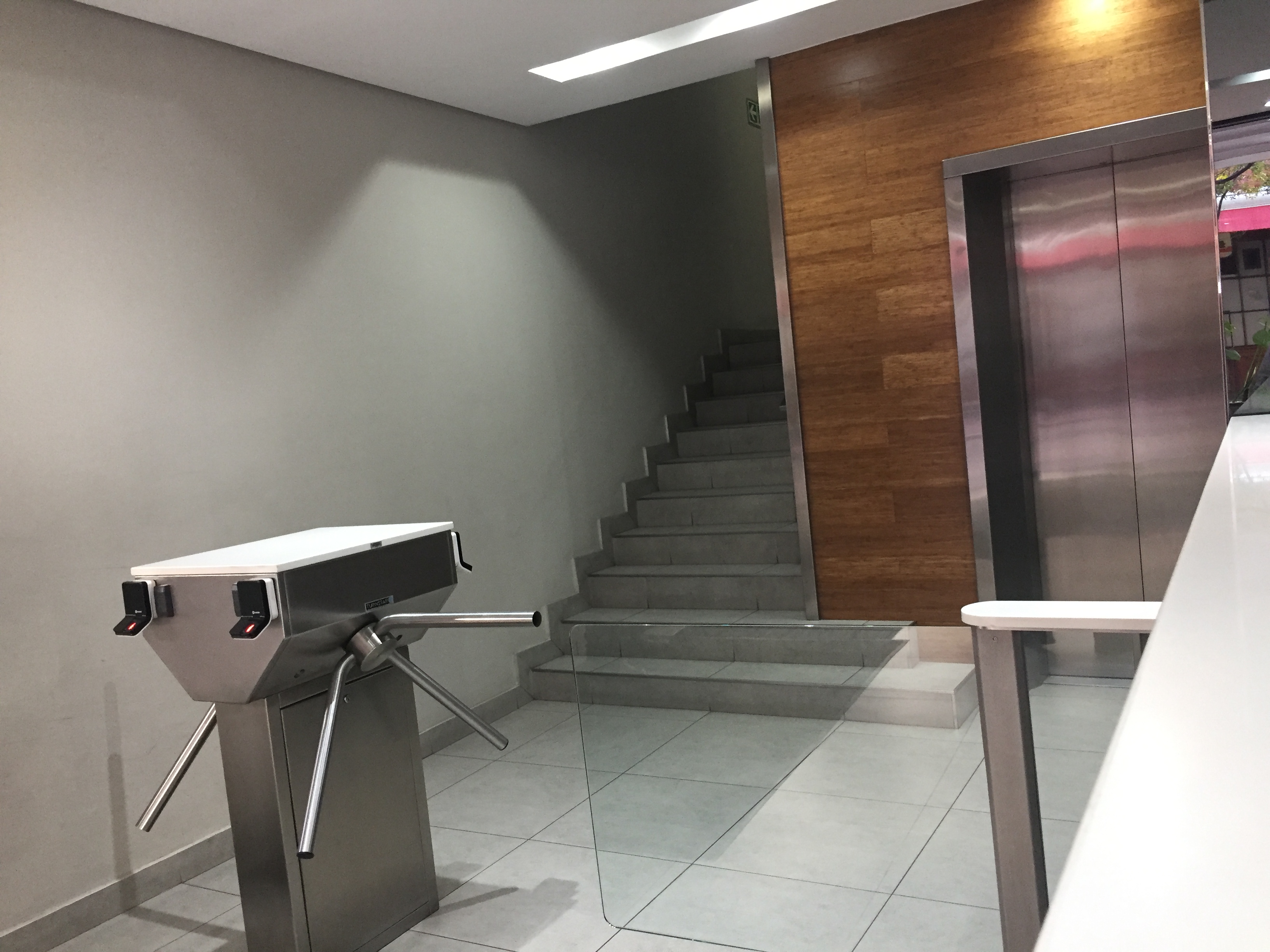 Office Space to rent at 30 Waterkant Street in Cape Town CBD