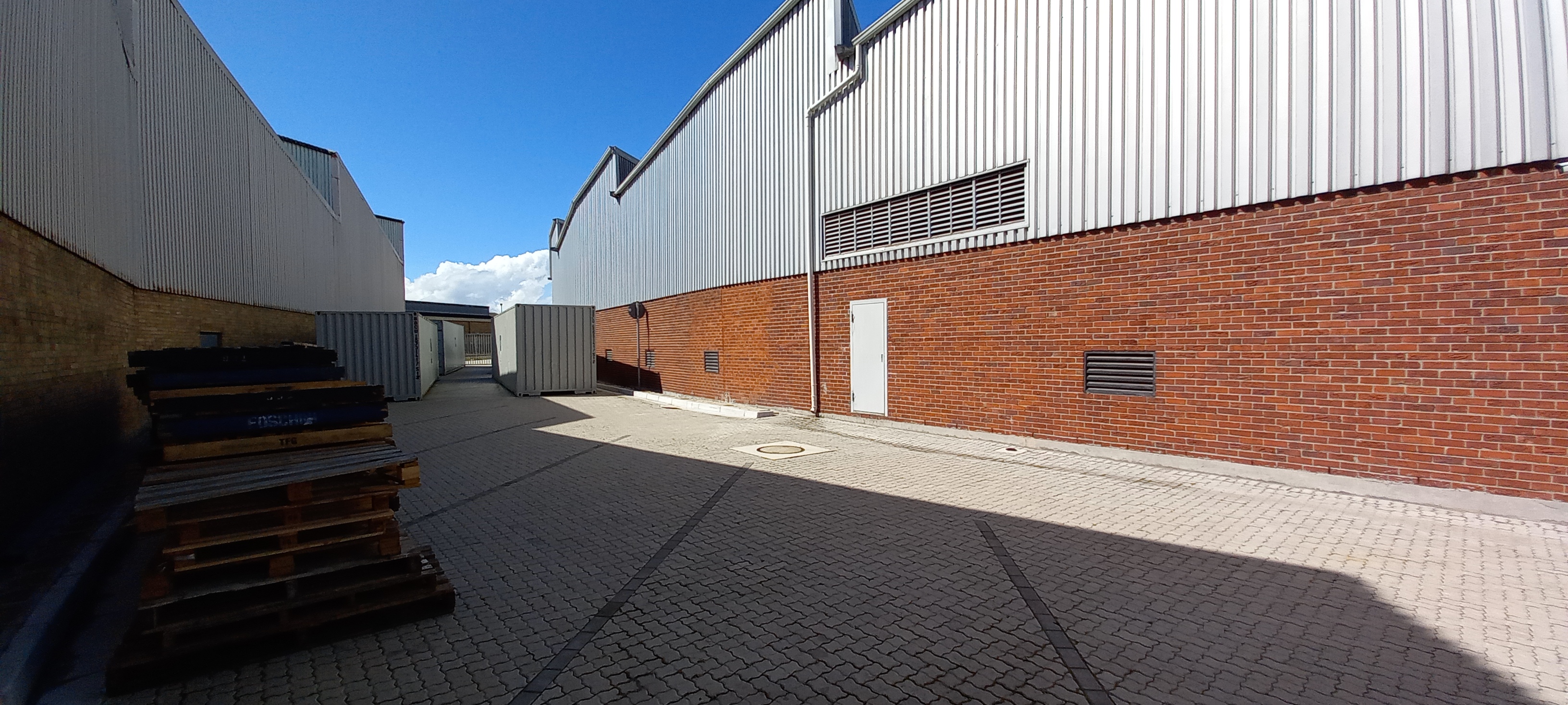 Warehouse to rent at 31 Nourse Avenue in Epping Industrial