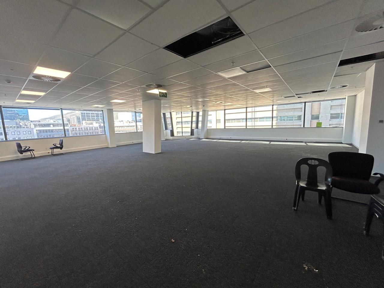 265m² Office Space to rent at 35 Lower Long Street in Cape Town CBD