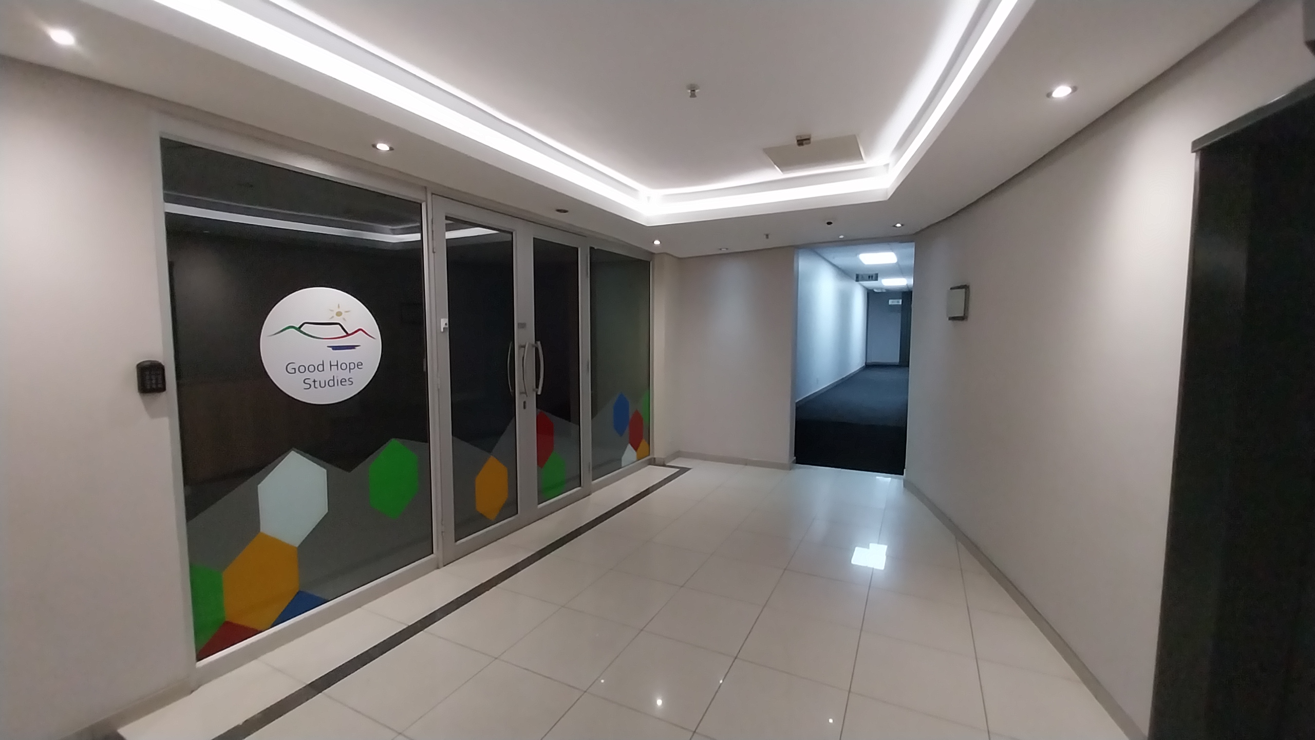 648m² Office Space to rent at 5 St Georges Mall in Cape Town CBD
