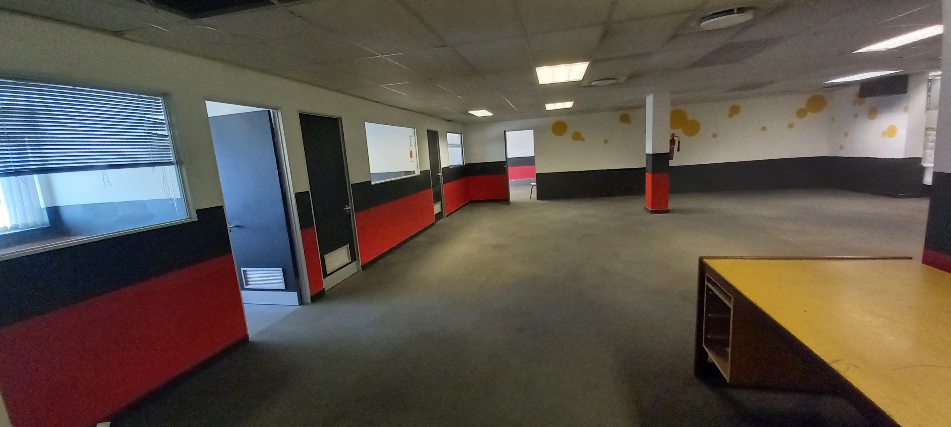 642m² Office Space to rent at ABSA BUILDING - WYNBERG in Wynberg