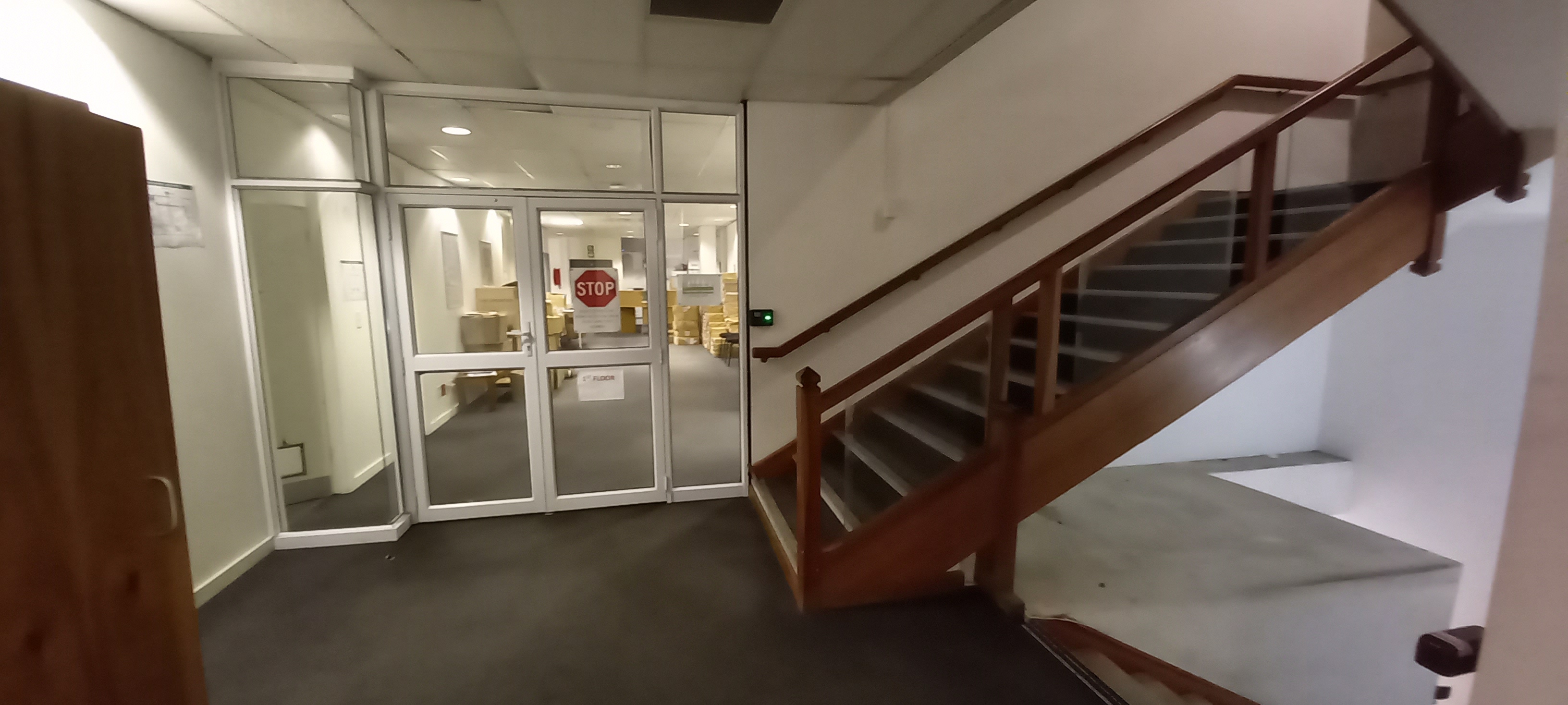 657m² Office Space to rent at ABSA BUILDING - WYNBERG in Wynberg