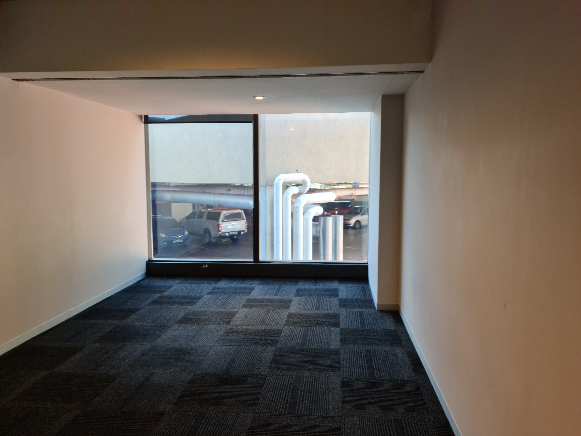 1 039m² Office Space to rent at Atrium on 5th in Sandton Central
