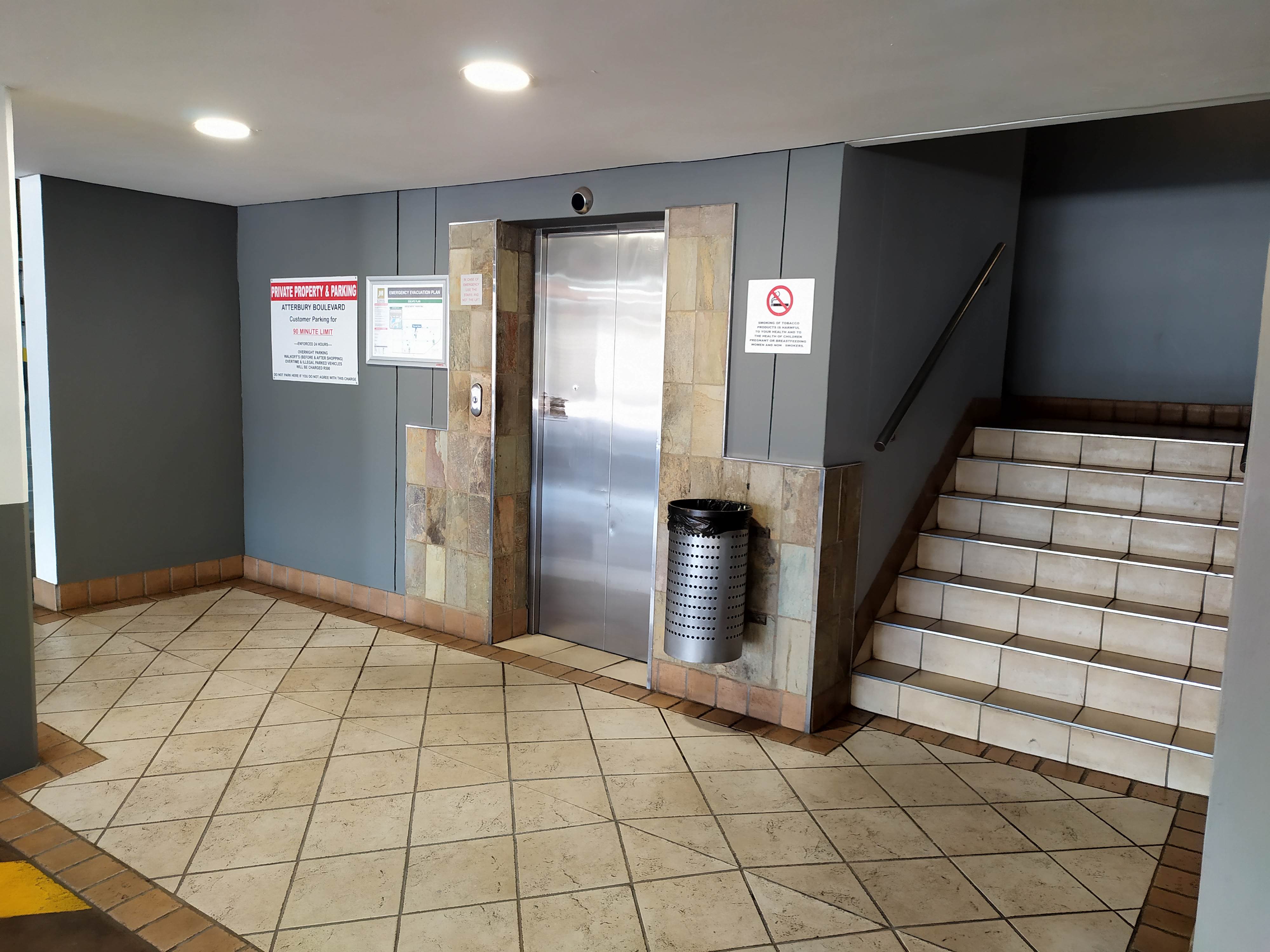 215m² Retail Shops to rent at Atterbury Boulevard in Faerie Glen