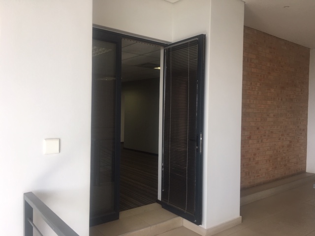 167m² Office Space to rent at Baobab Office Park in Randpark Ridge