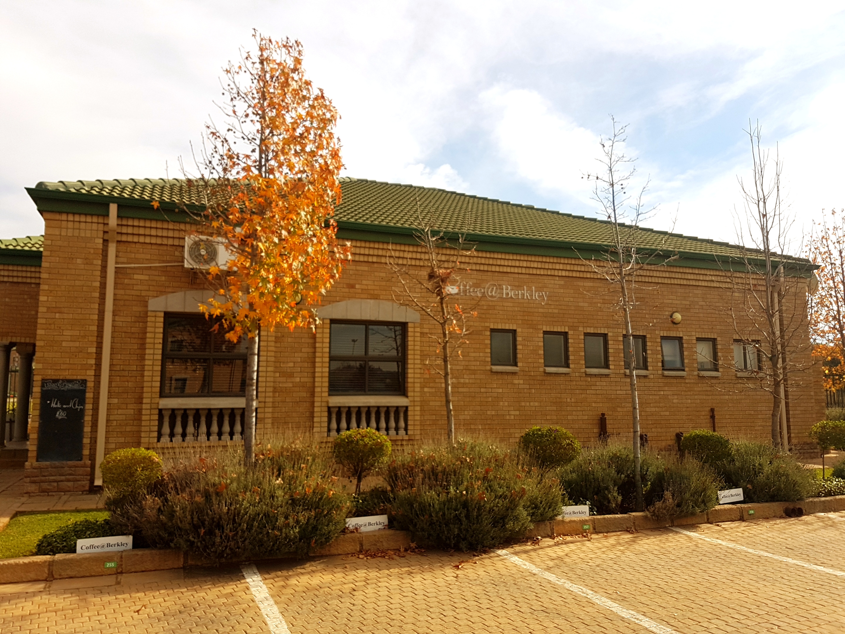 400m² Office Space to rent at Berkley Office Park (Highveld Techno Park) in Highveld Techno Park