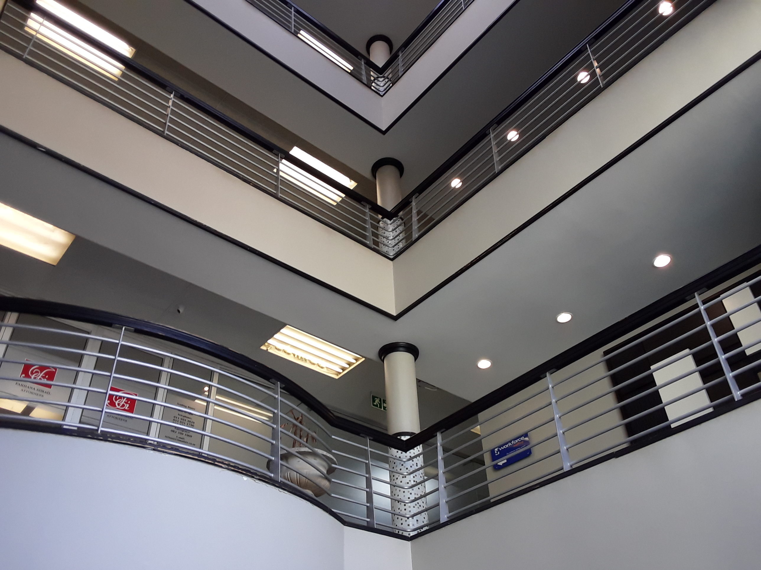 146m² Office Space to rent at Blackheath Mews - Cresta in Blackheath