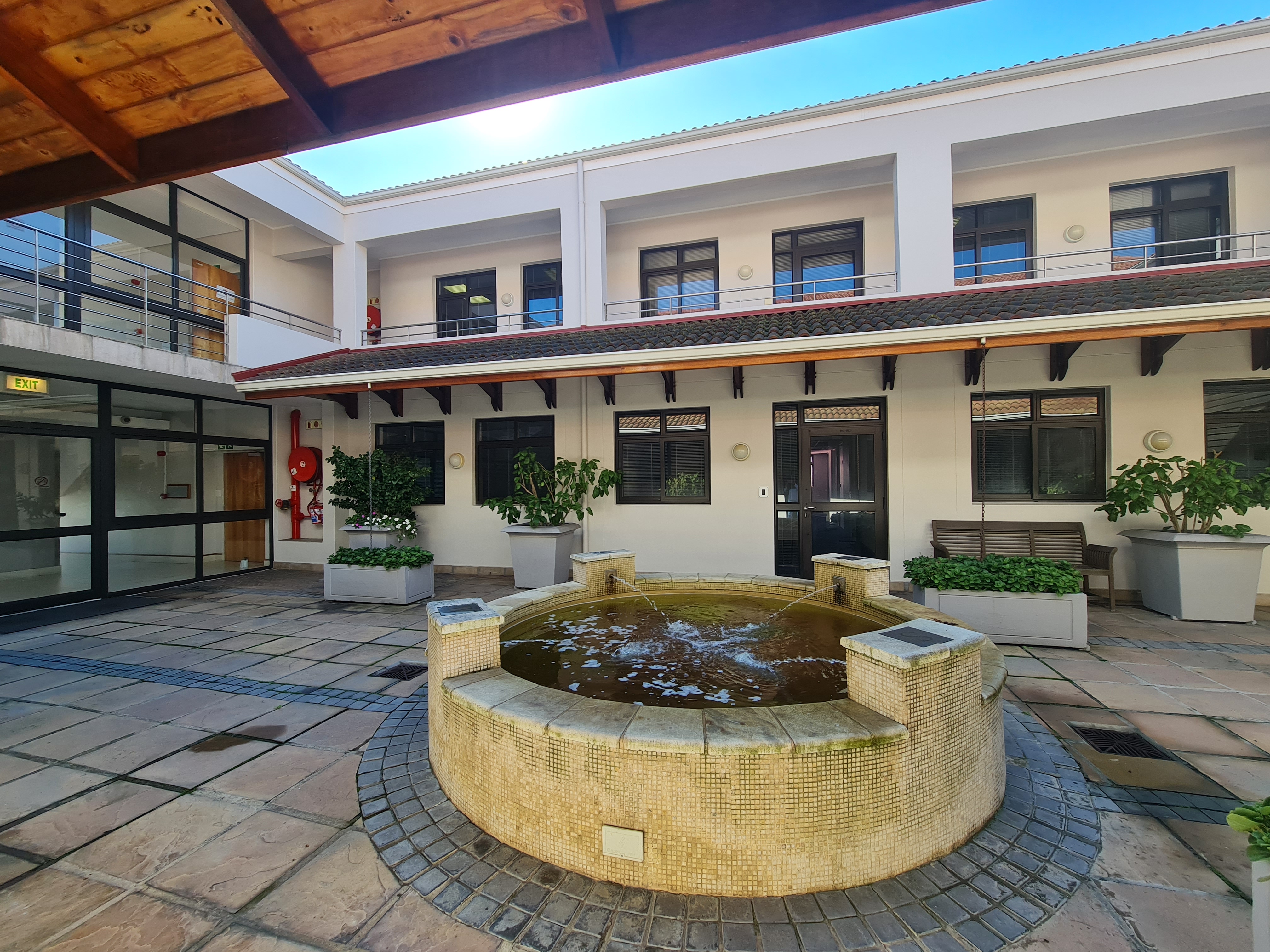 208m² Office Space to rent at Boulevard Place in Century City