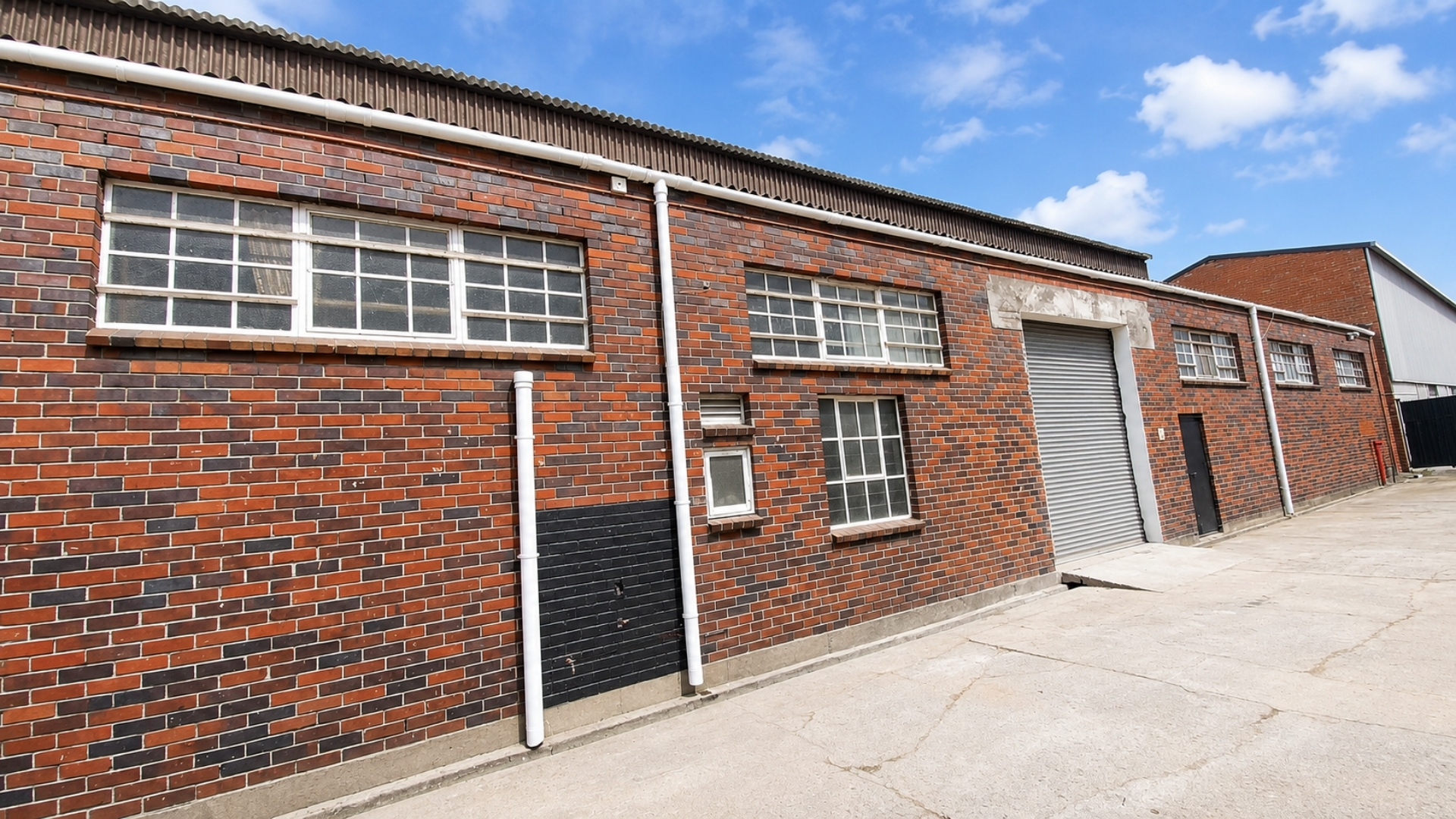 500m² Warehouse to rent at Brice Industrial Park in Epping Industrial