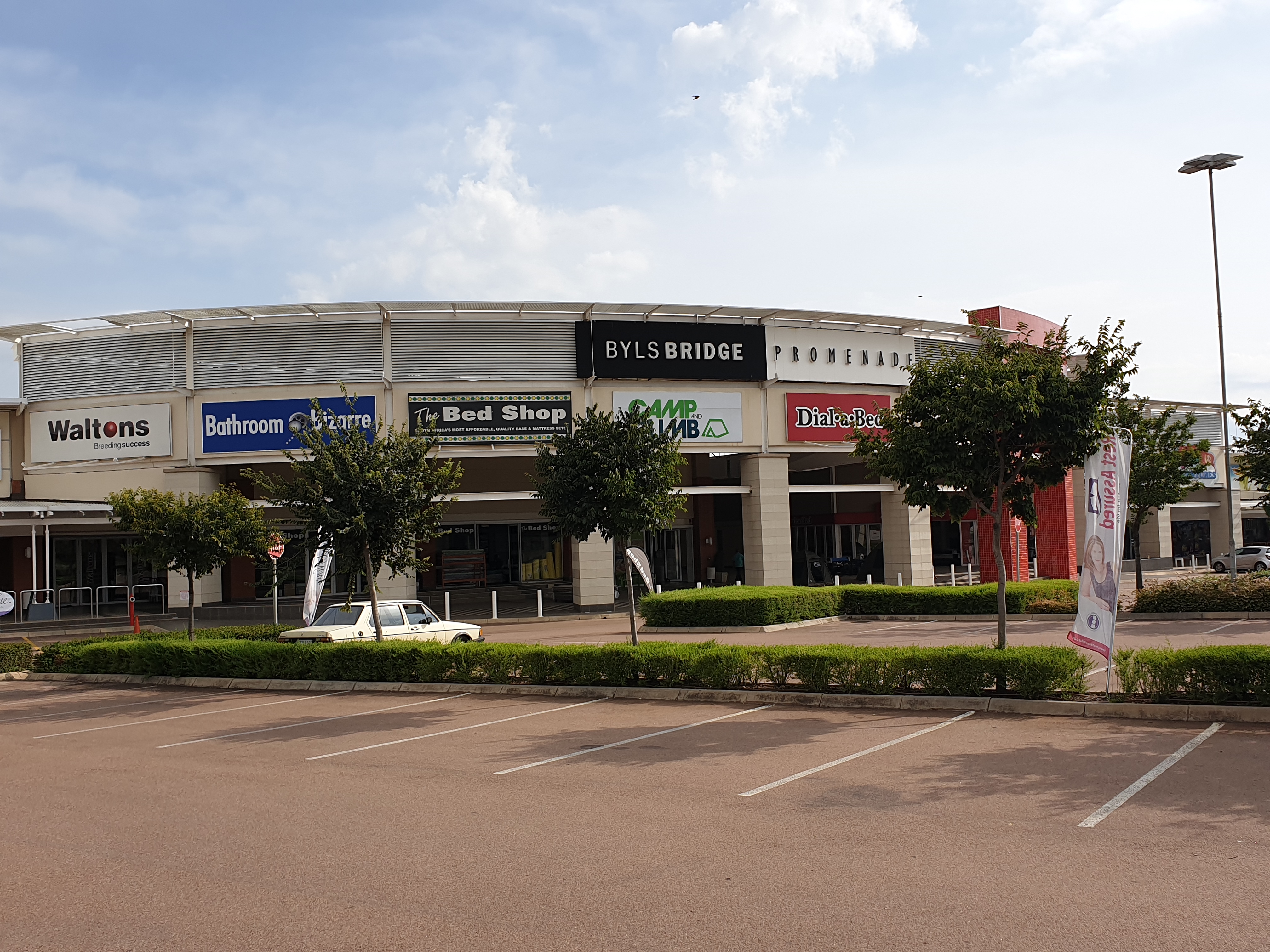 Retail Shops to rent at Byls Bridge Promenade in Central Centurion