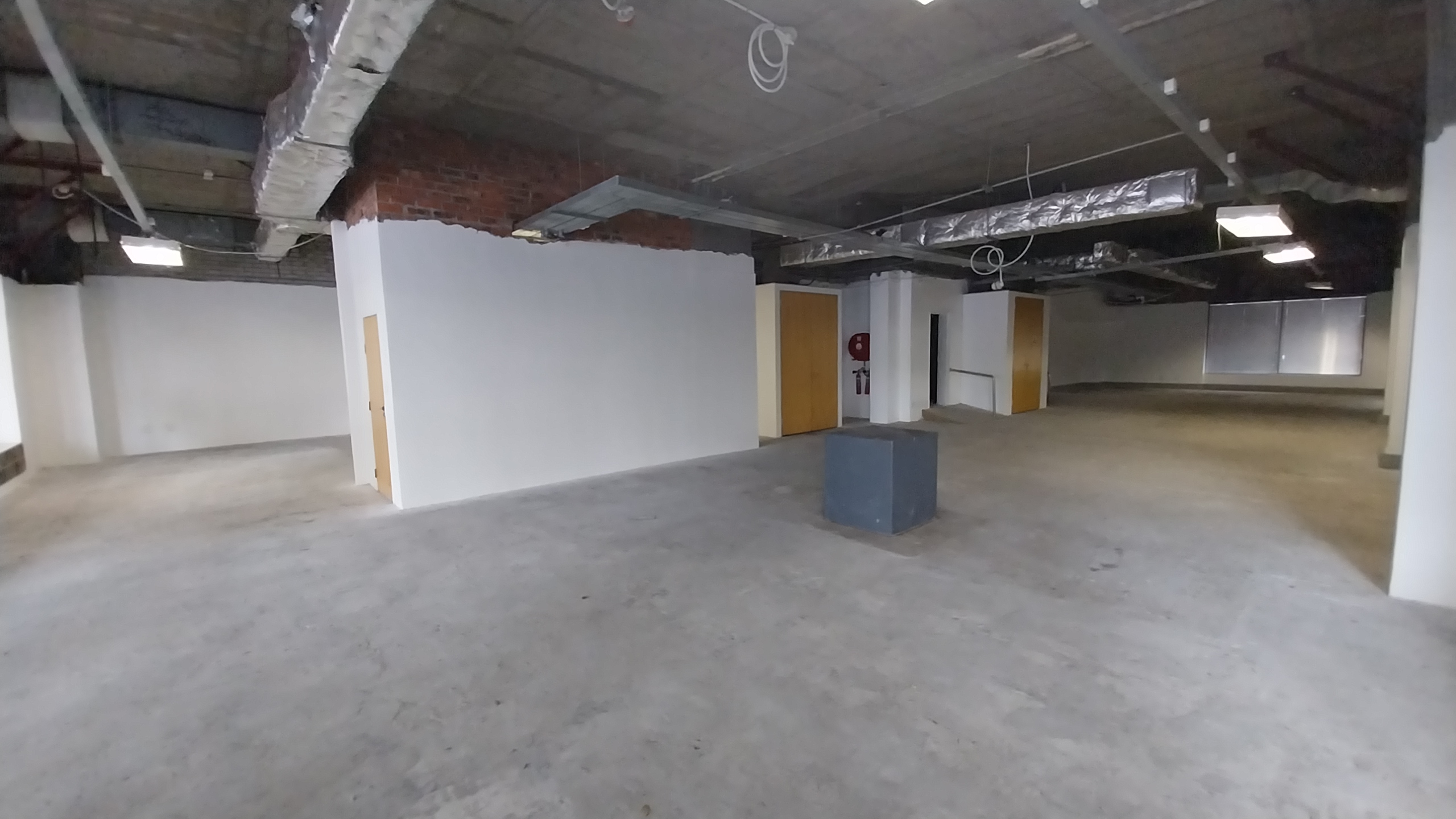 338m² Retail Shops to rent at Cape Town 166 in Cape Town CBD