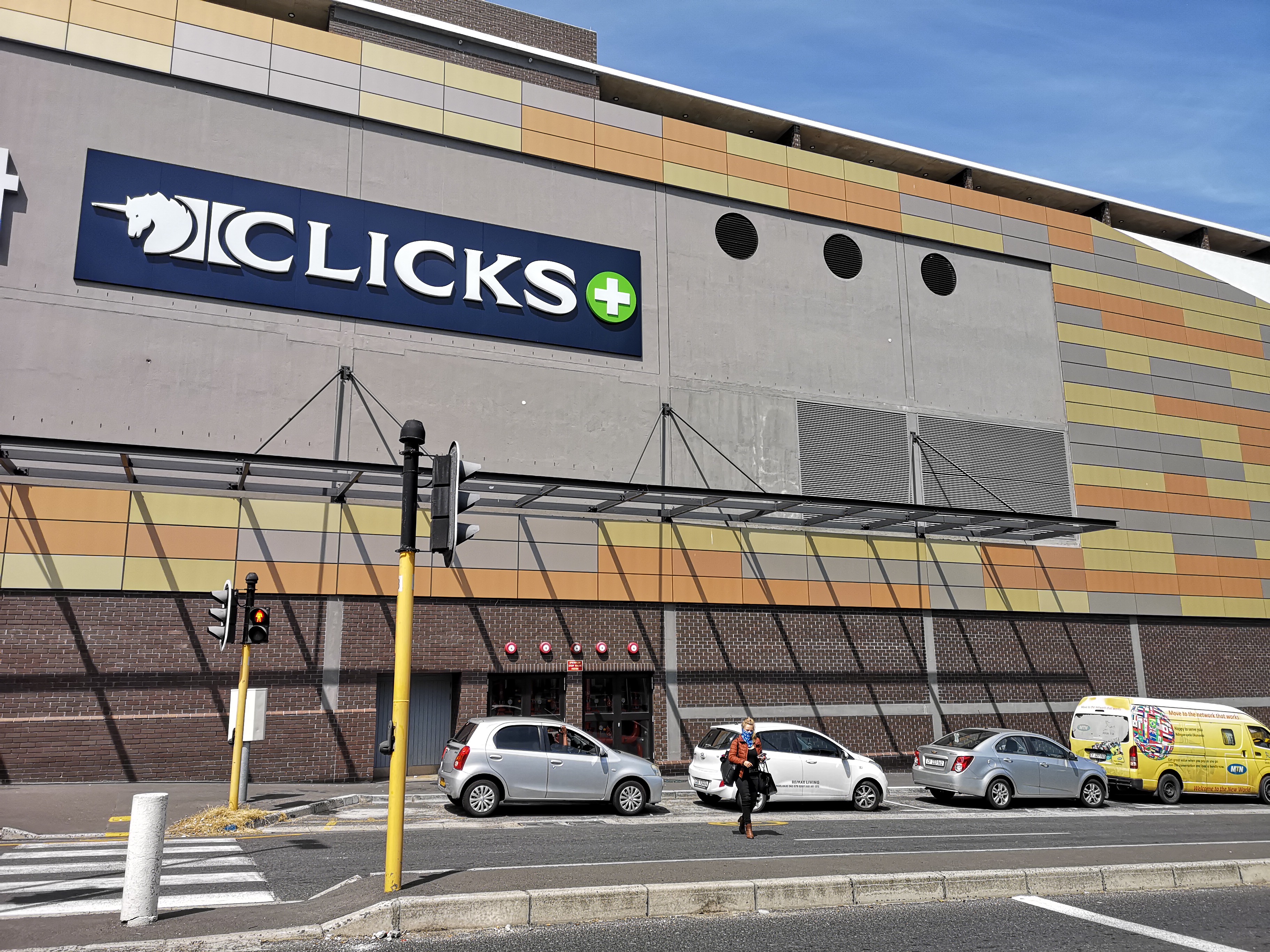 197m² Retail Shops to rent at Centre Point - Milnerton in Milnerton