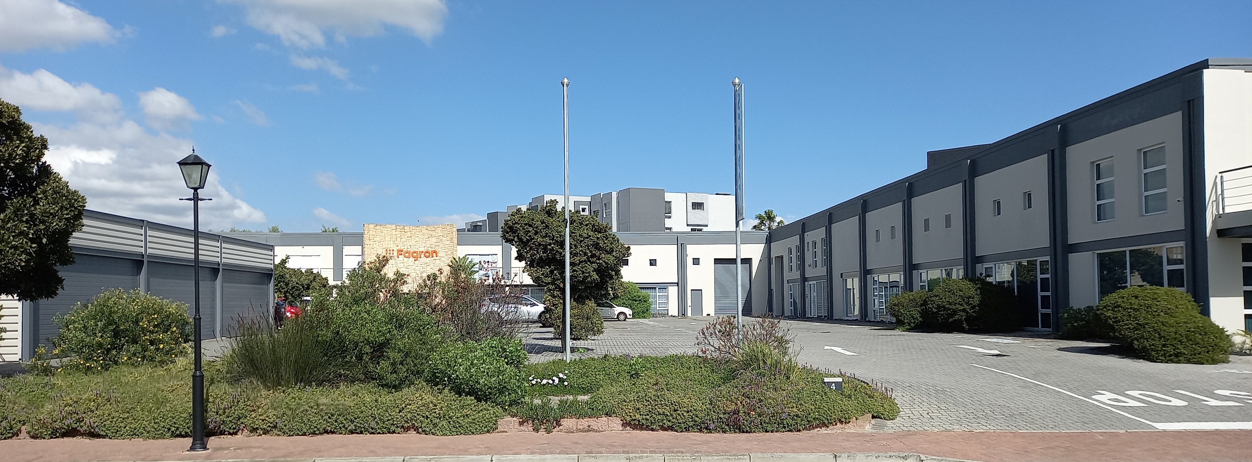 647m² Warehouse to rent at Century Gate - Century City in Century City