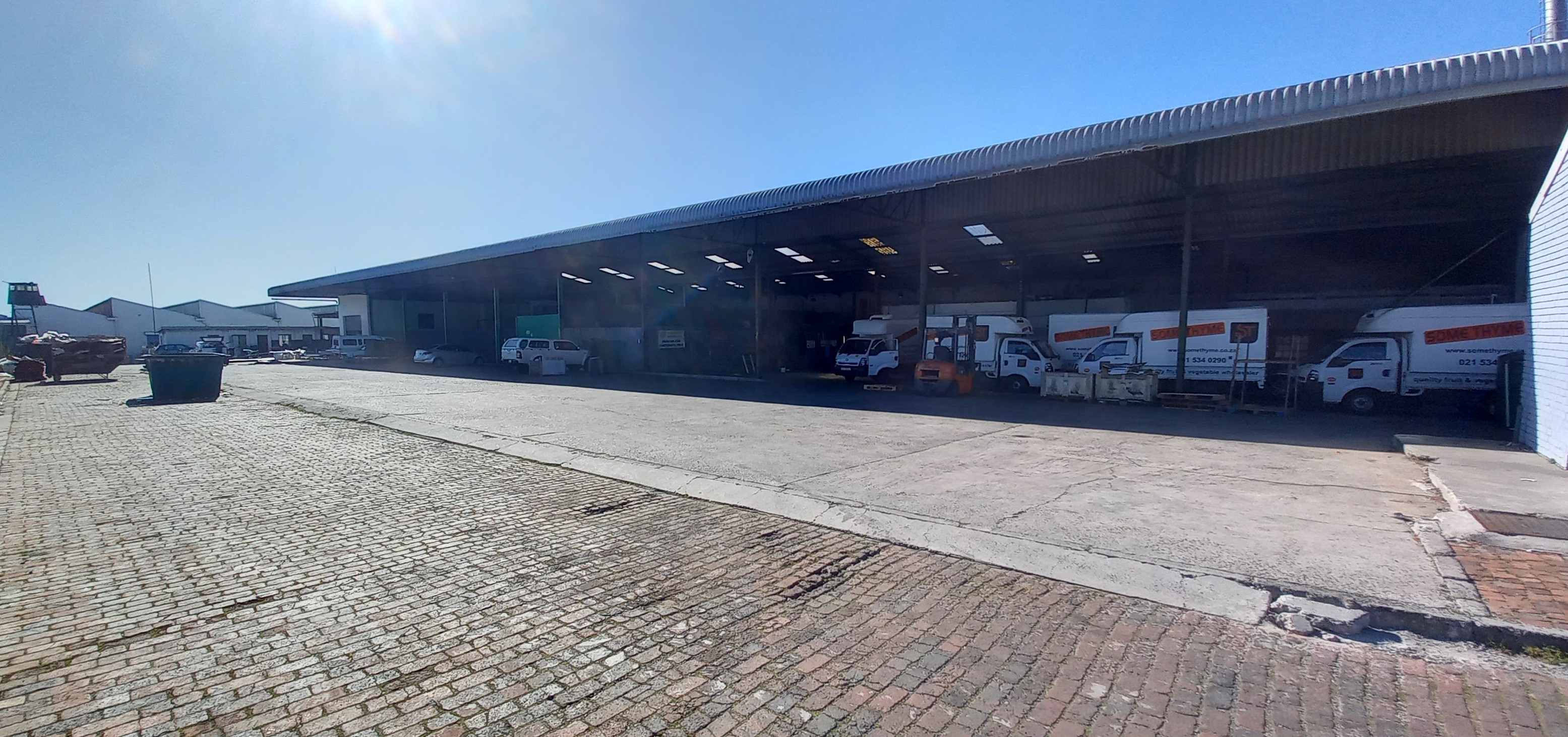 3 544m² Warehouse to rent at Cnr Gunners Circle and Cochrane Avenue in Epping Industrial