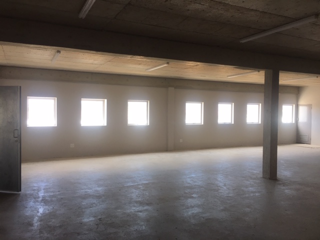 3 246m² Warehouse to rent at Cosmo Business Park in Kya Sand