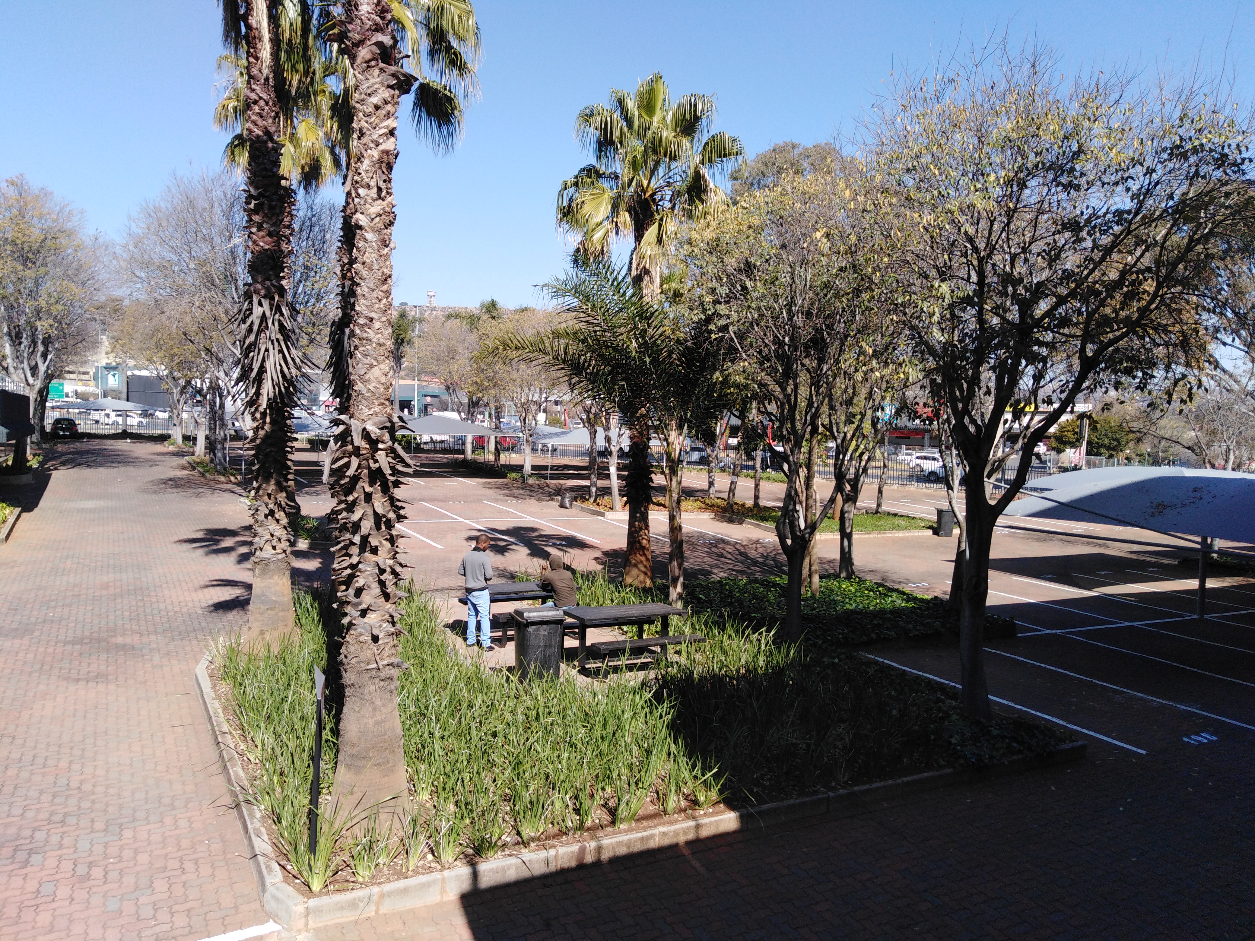 852m² Office Space to rent at Cresta Junction in Cresta