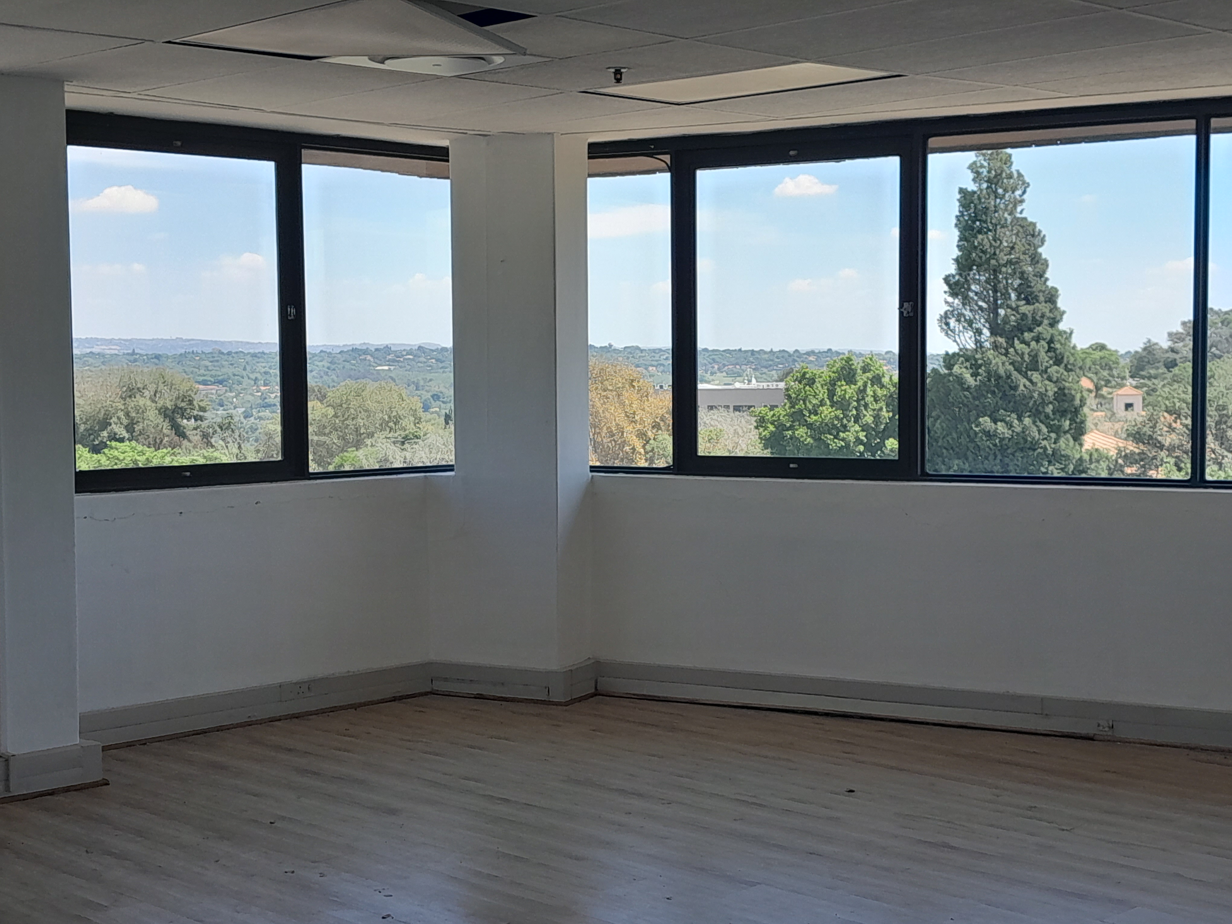 143m² Office Space to rent at Dunkeld West Centre in Dunkeld