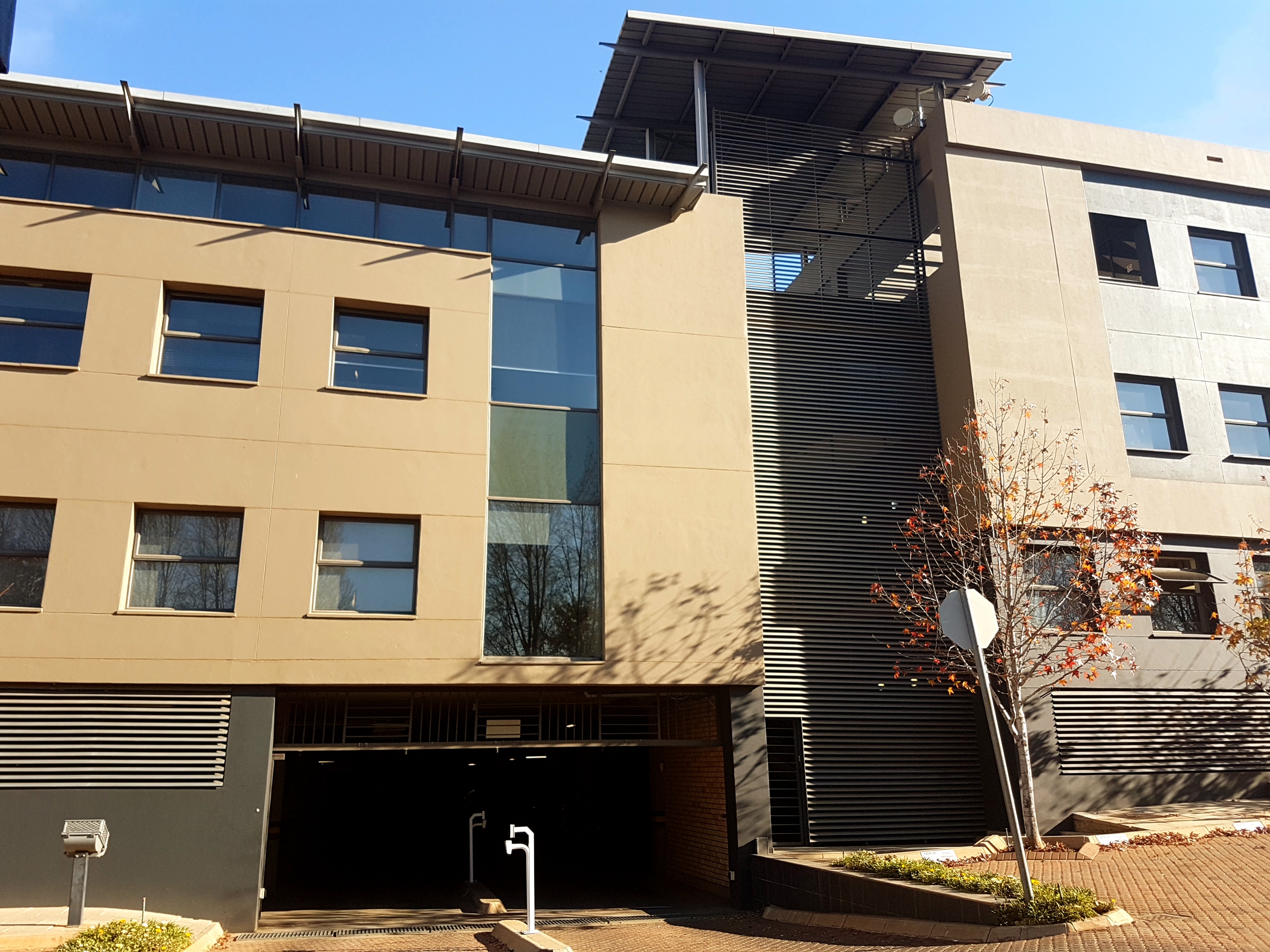 86m² Office Space to rent at Eco Court in Highveld Techno Park