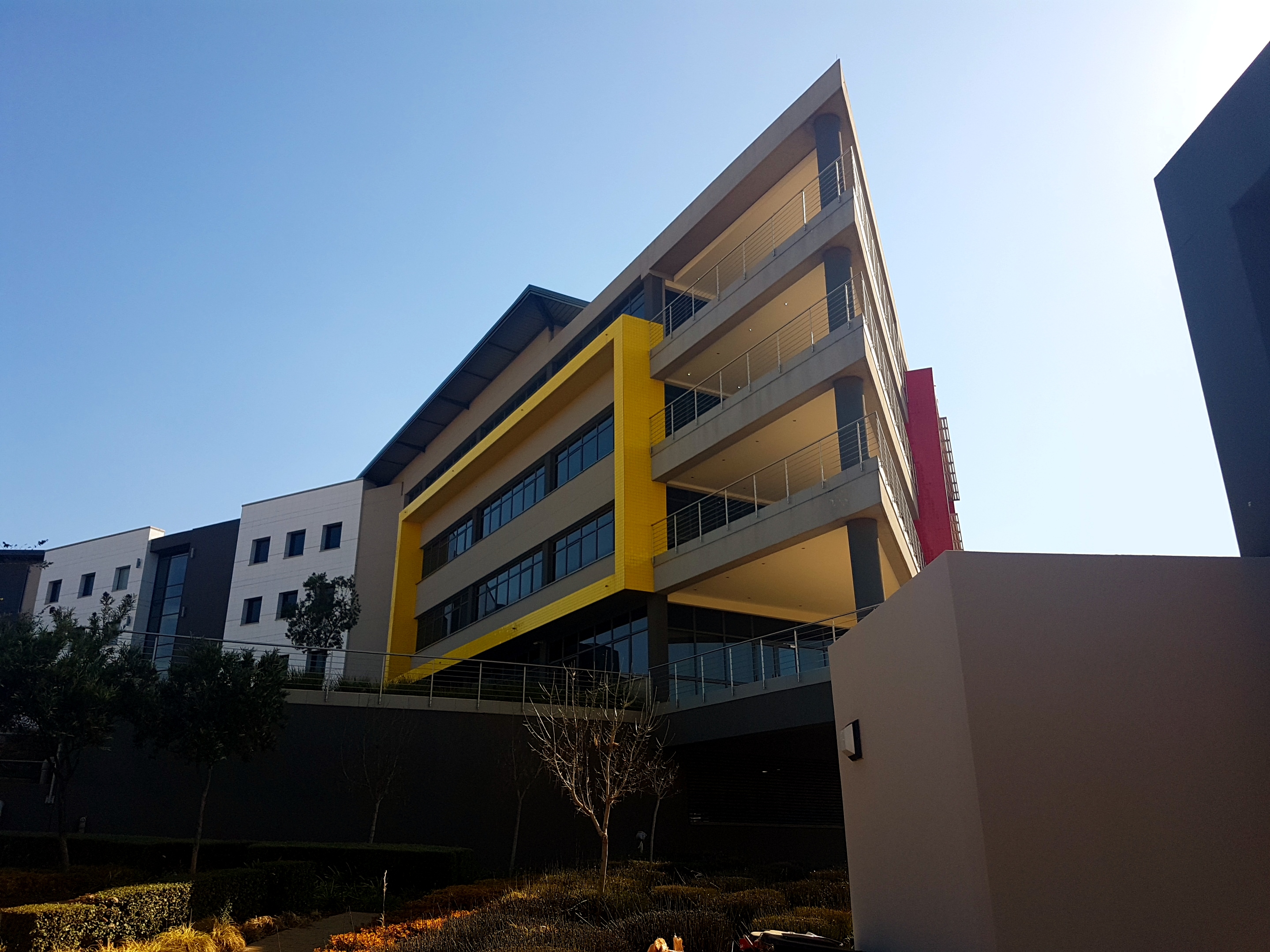 178m² Office Space to rent at Eco Glades 1 in Highveld