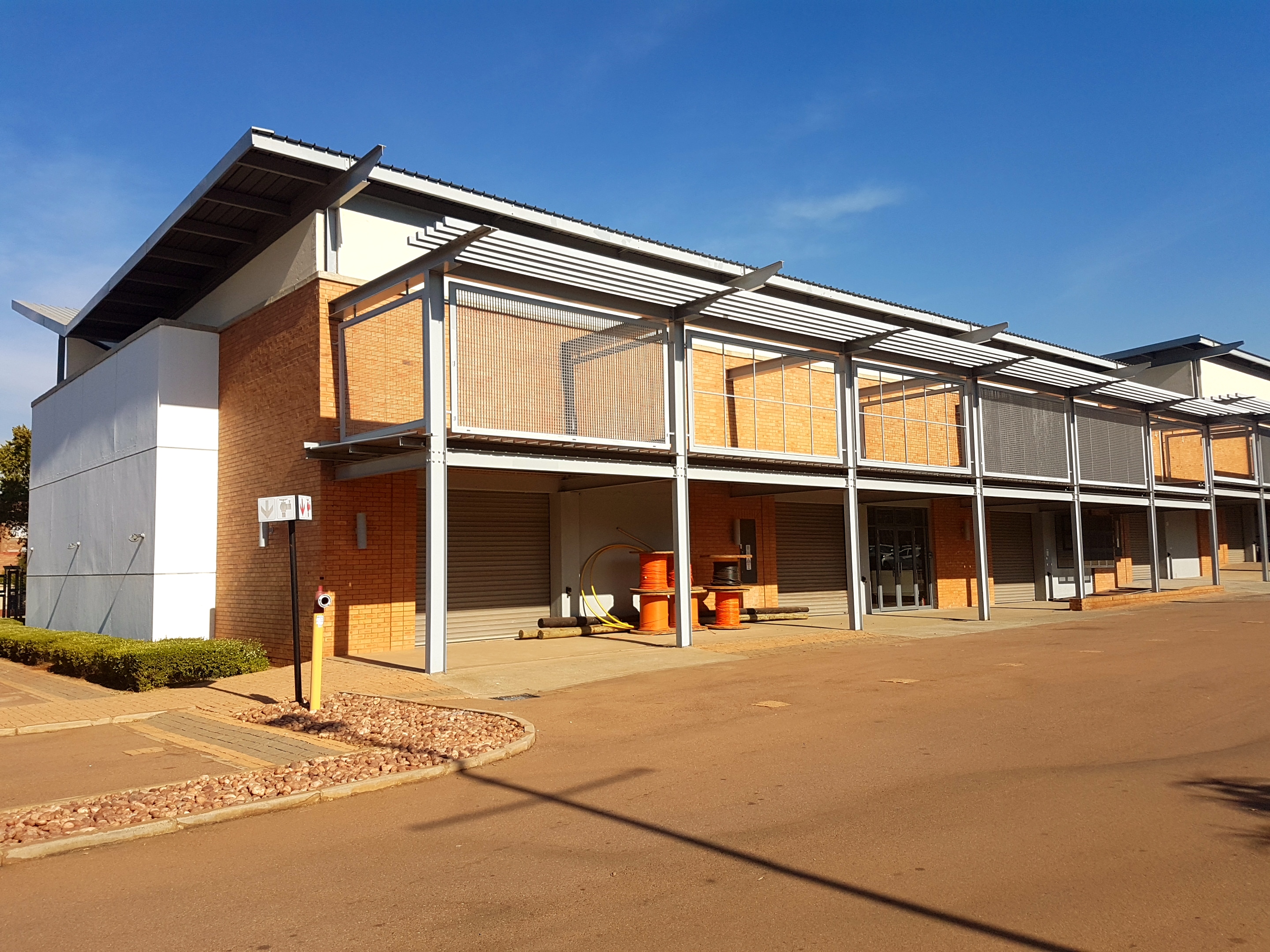 Warehouse to rent at Eco Square in Highveld Techno Park