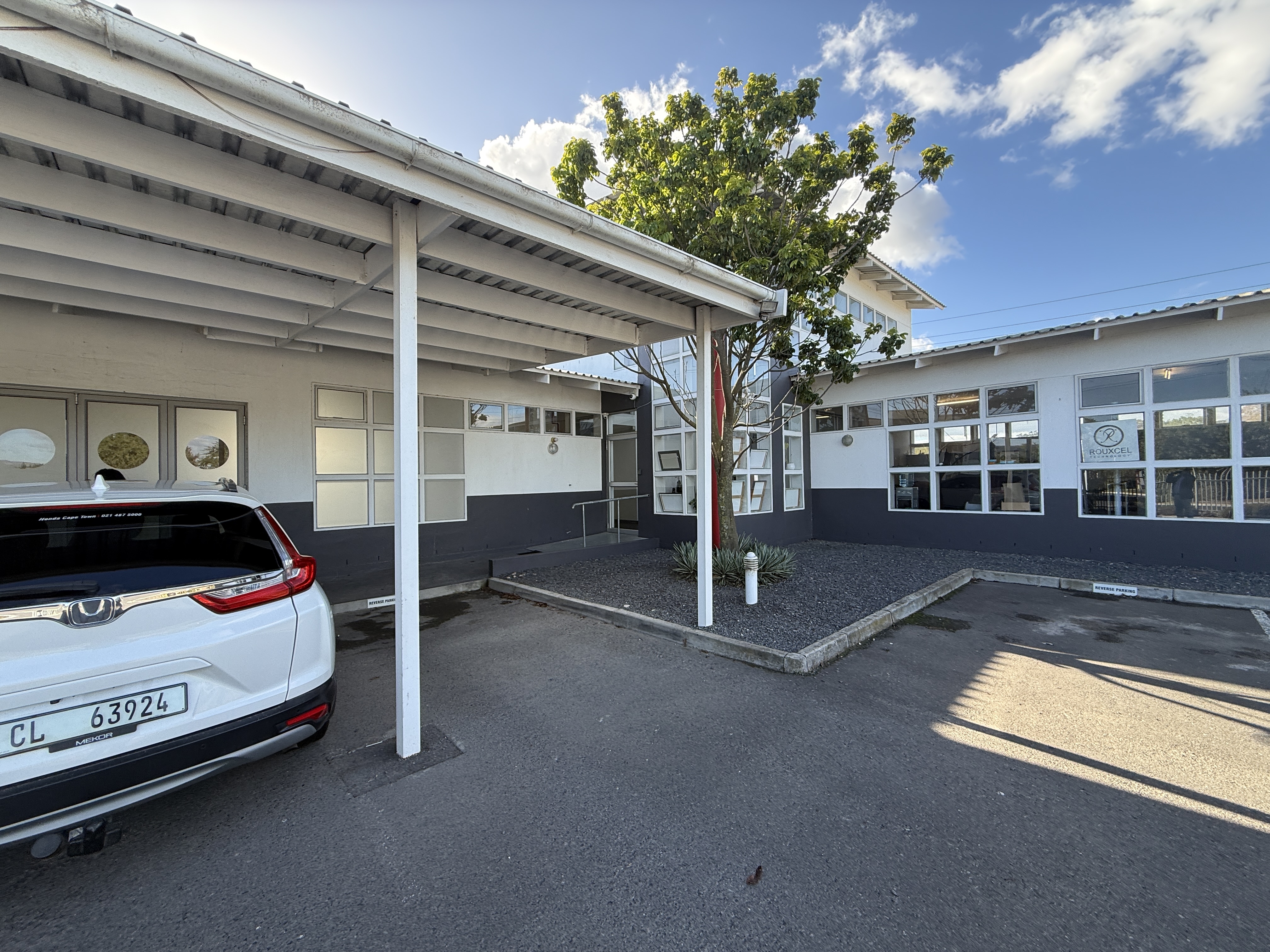 602m² Office Space to rent at Firgrove Business Park in Firgrove