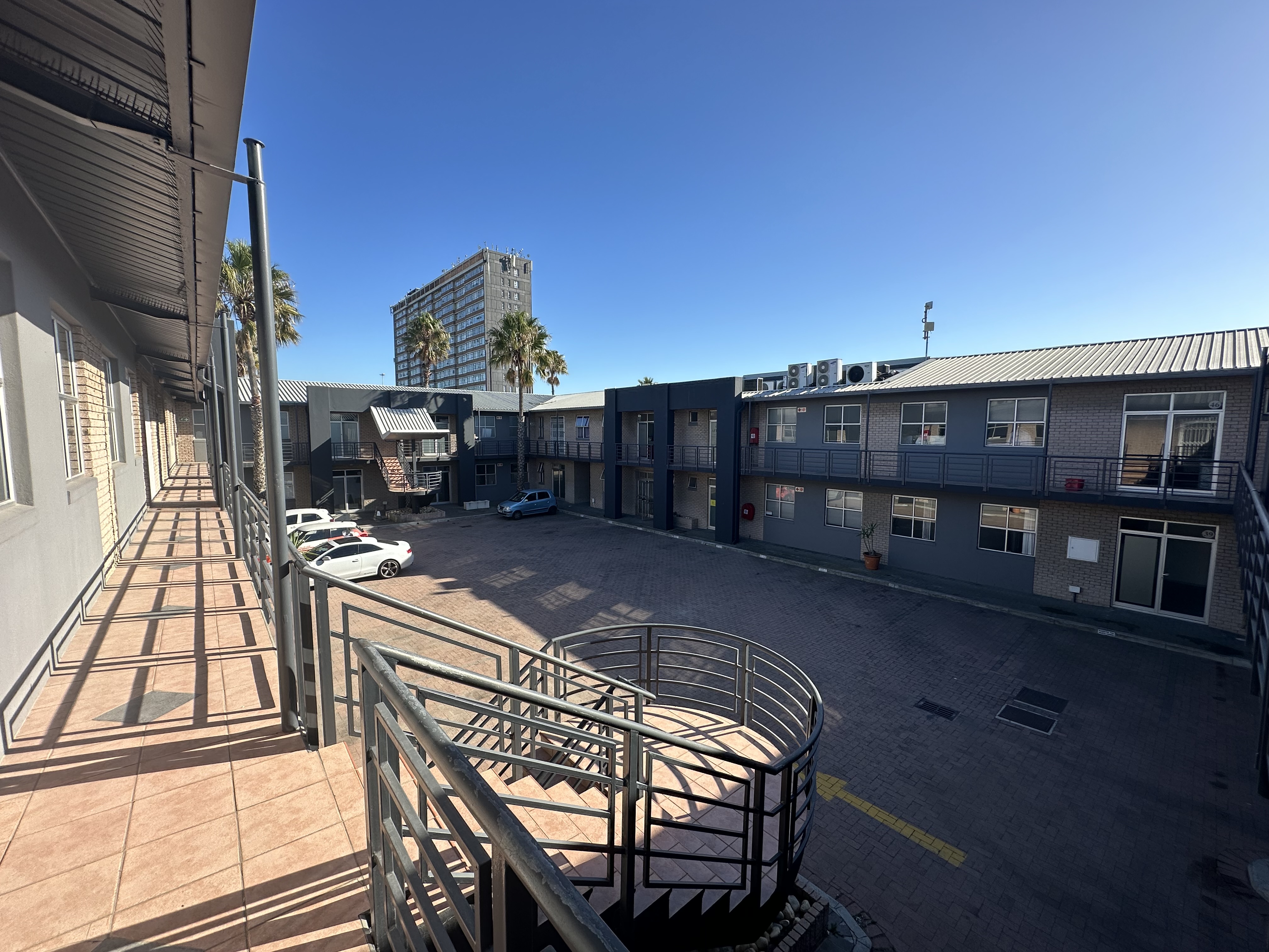 100m² Office Space to rent at Frazzitta Business Park - Milnerton in Marconi Beam