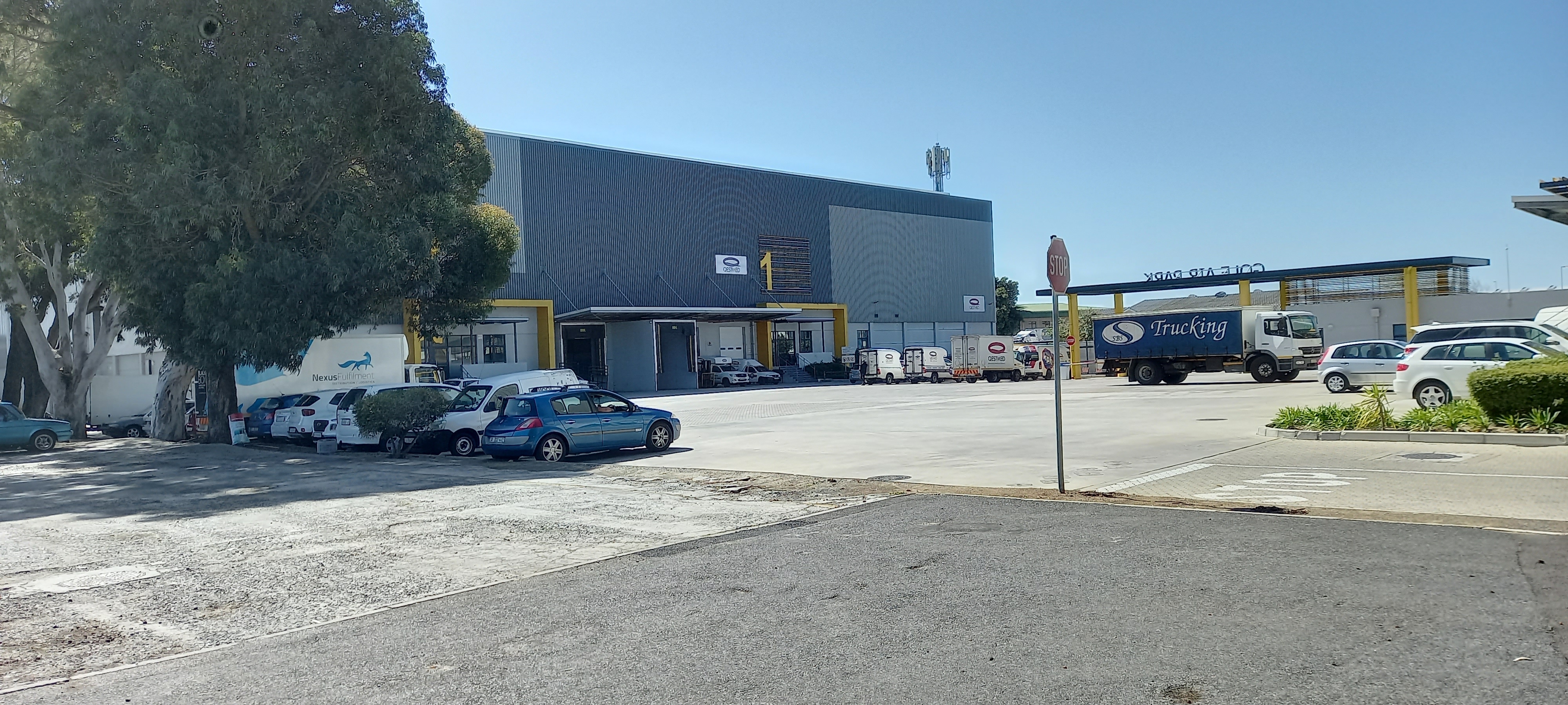 Warehouse to rent at Golf Air Park Phase 2 in Airport Industria