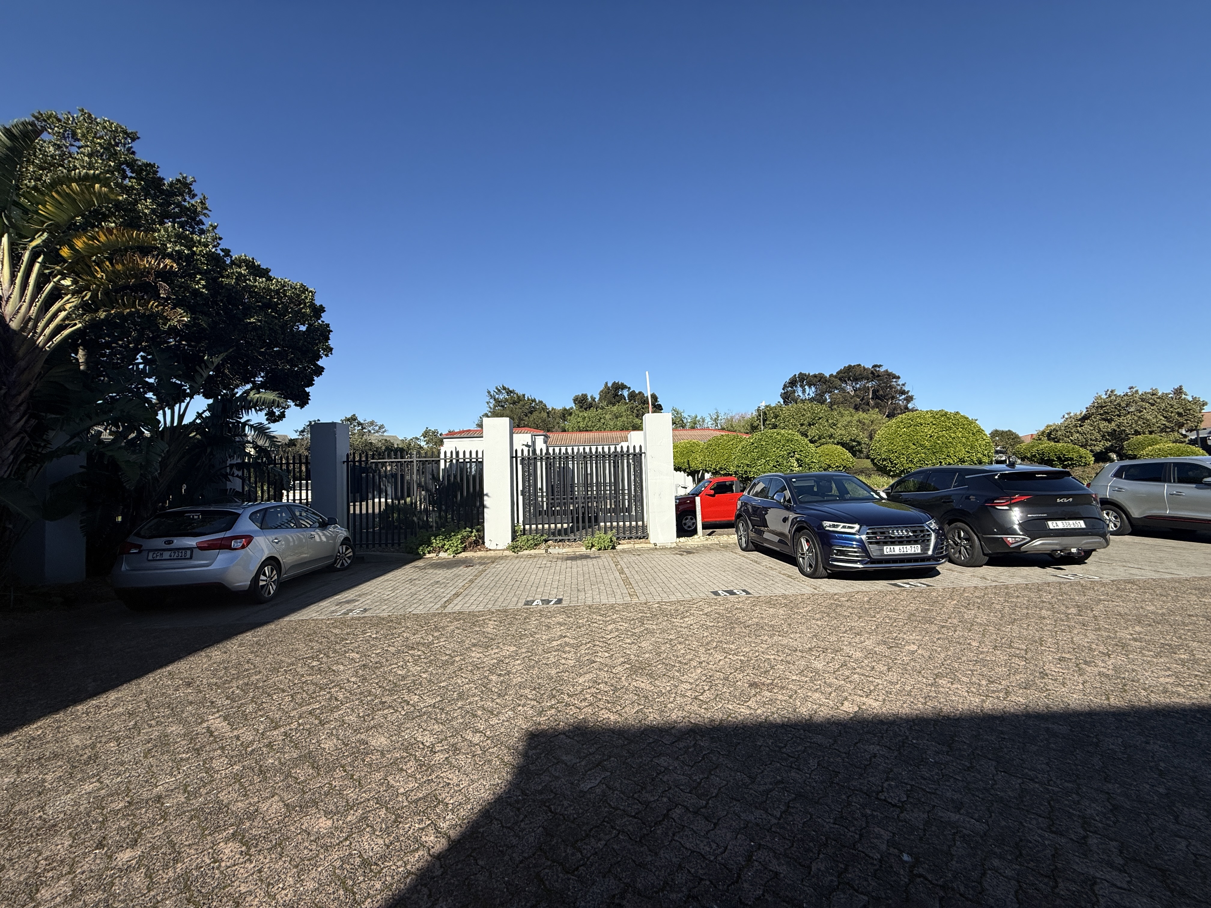 110m² Office Space to rent at Greenford Office Estate Phase 1 in Kenilworth