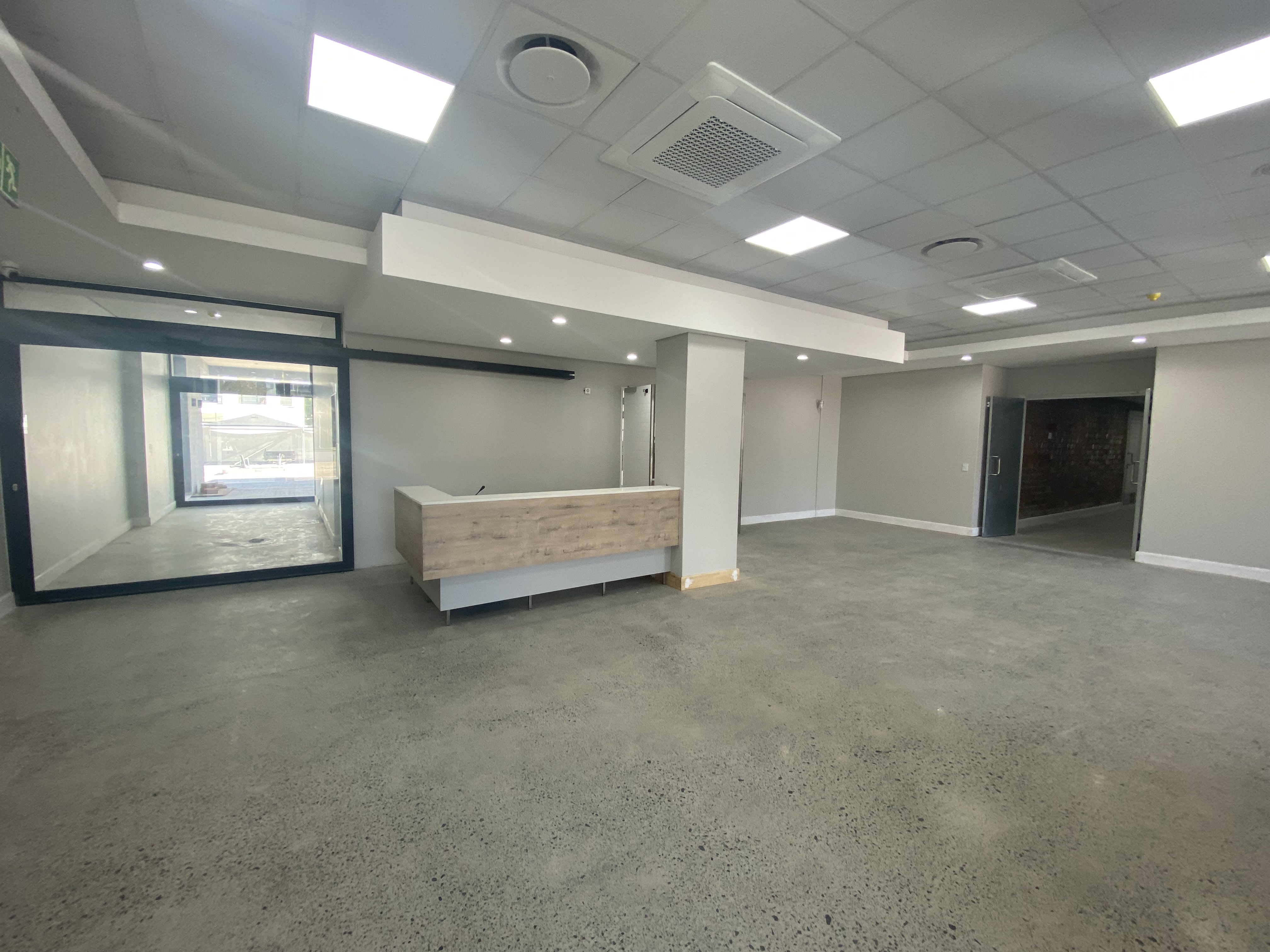 159m² Office Space to rent at Halo Medical Suites Paardevlei in Paardevlei