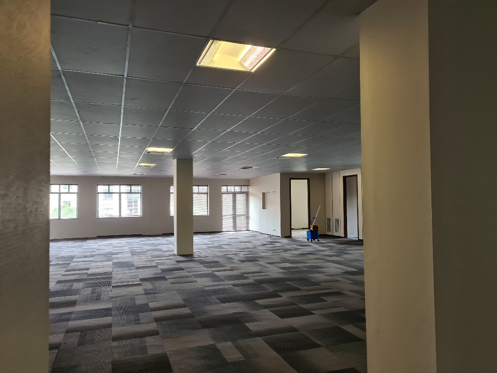 1 013m² Office Space to rent at Illovo Corner in Illovo
