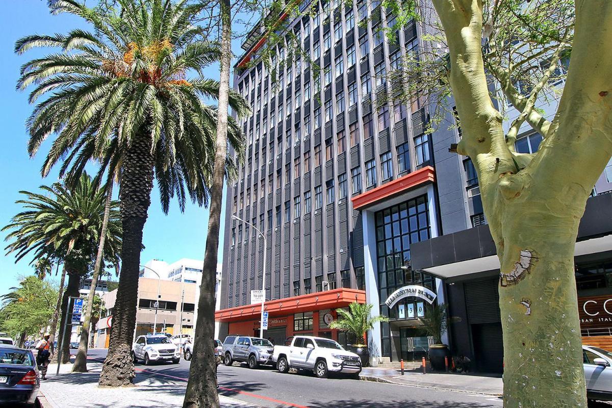 Office Space to rent at Manhattan Place in Cape Town CBD