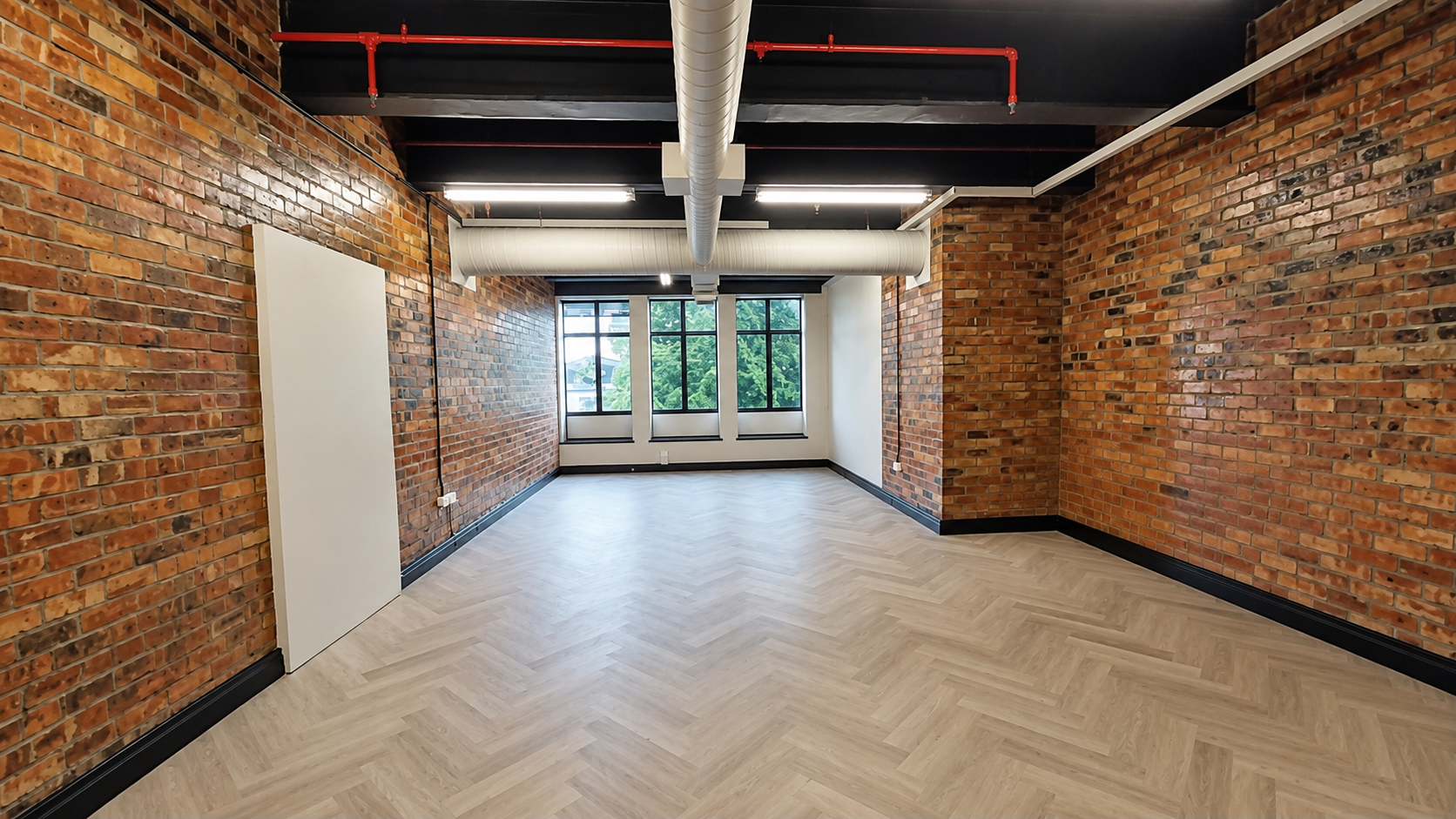 99m² Office Space to rent at Manhattan Place in Cape Town CBD