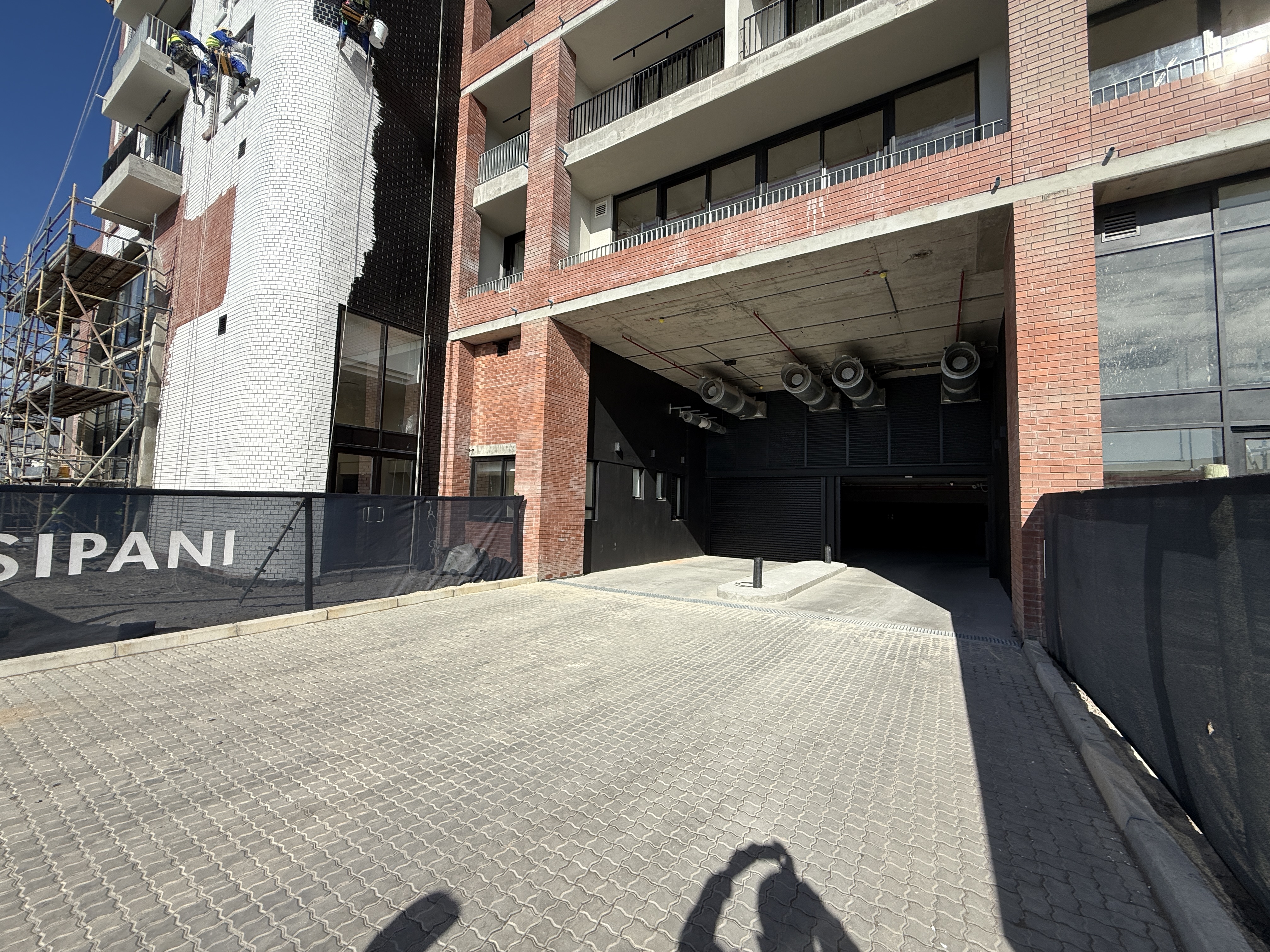 Retail Shops to rent at Maritime Place in Paarden Eiland