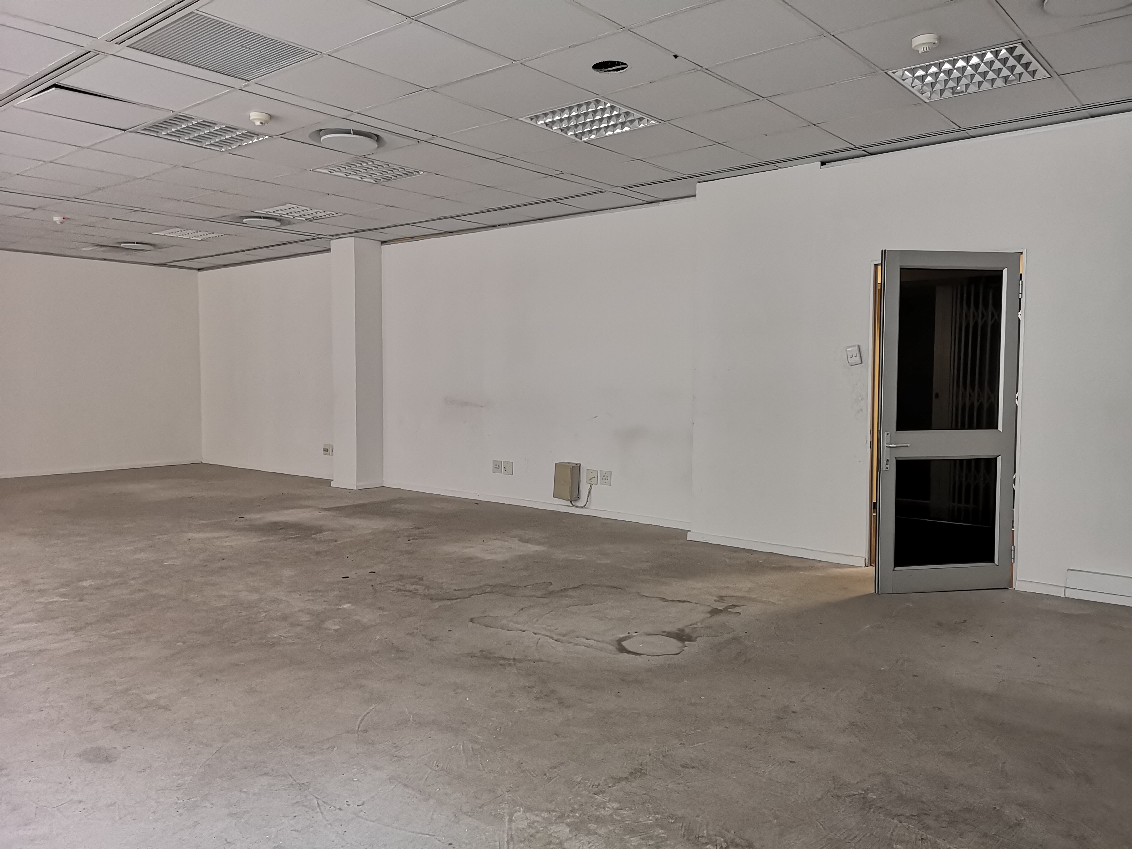 102m² Office Space to rent at Matador Centre in Cape Town CBD