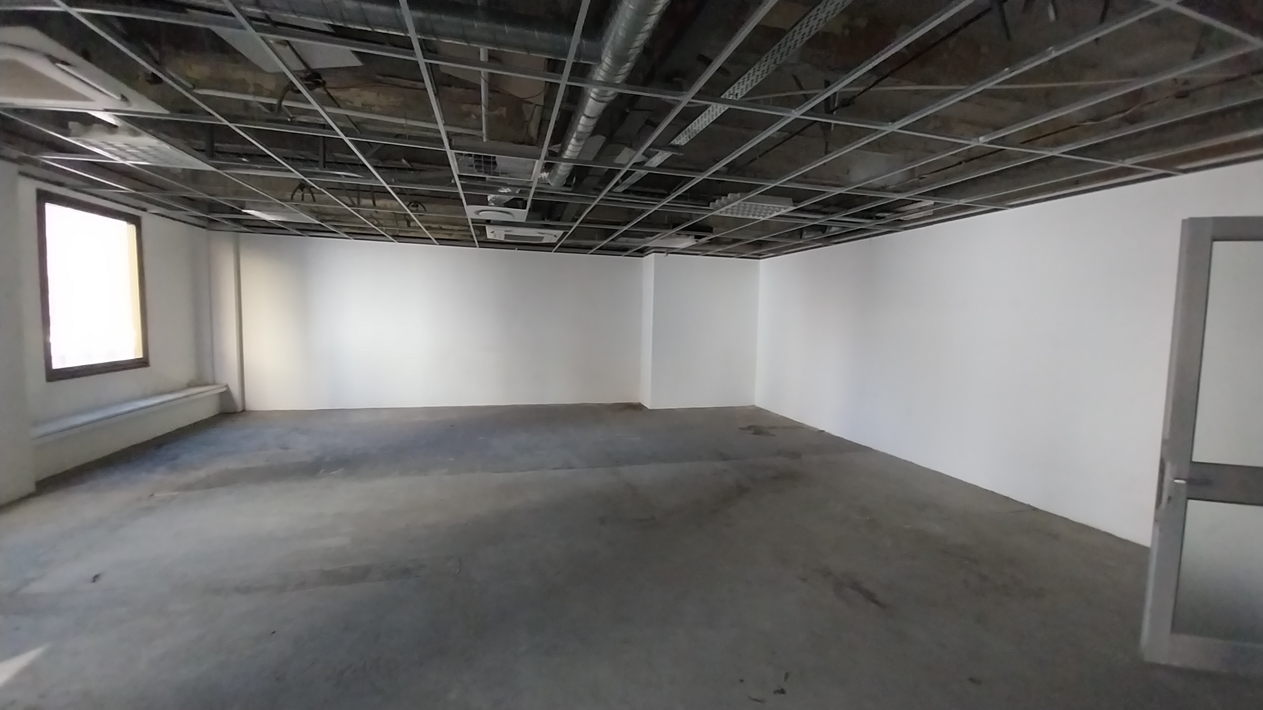 297m² Office Space to rent at Matador Centre in Cape Town CBD