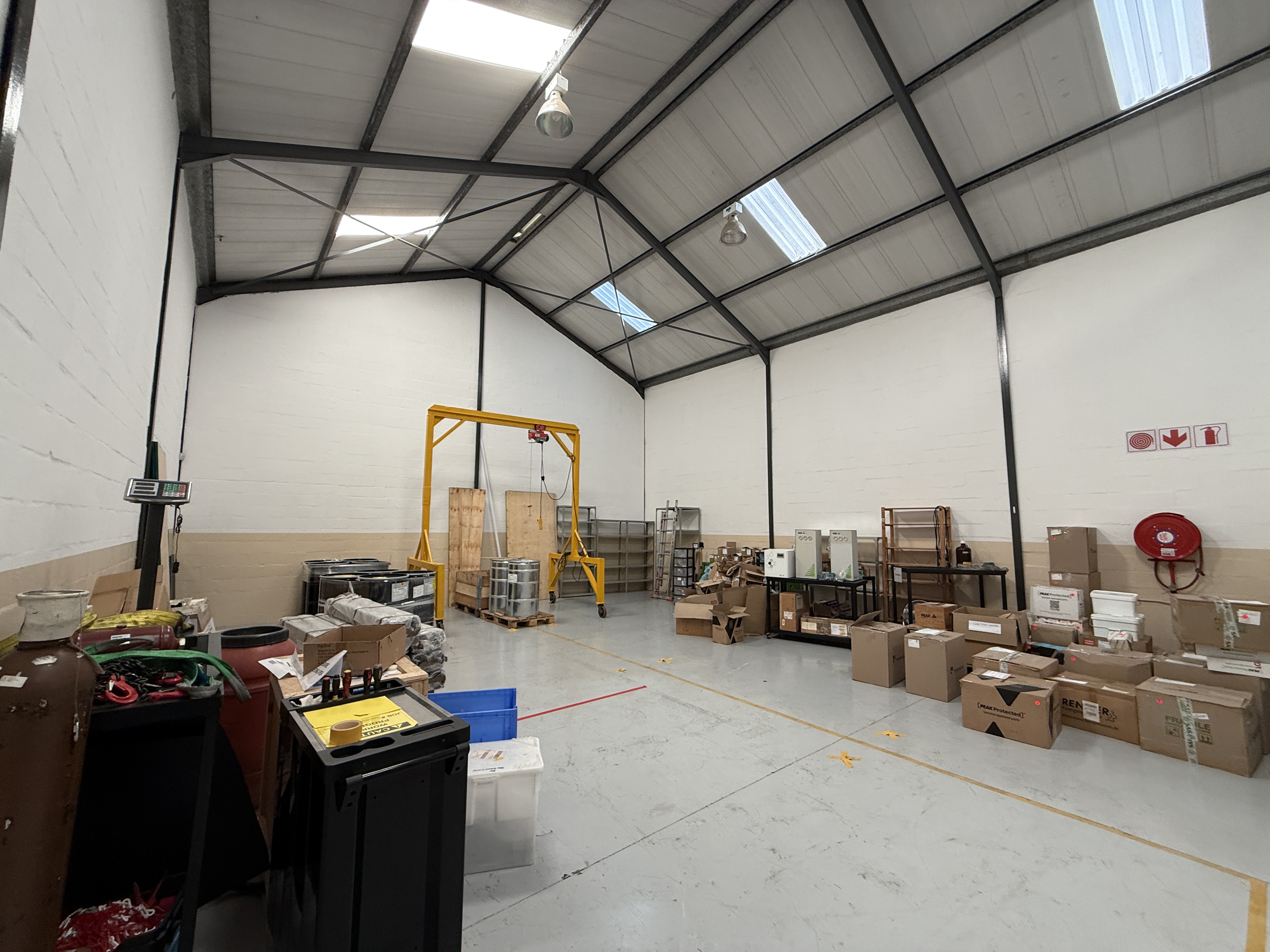 259m² Warehouse to rent at Meerlust Park - Asla Park in Strand