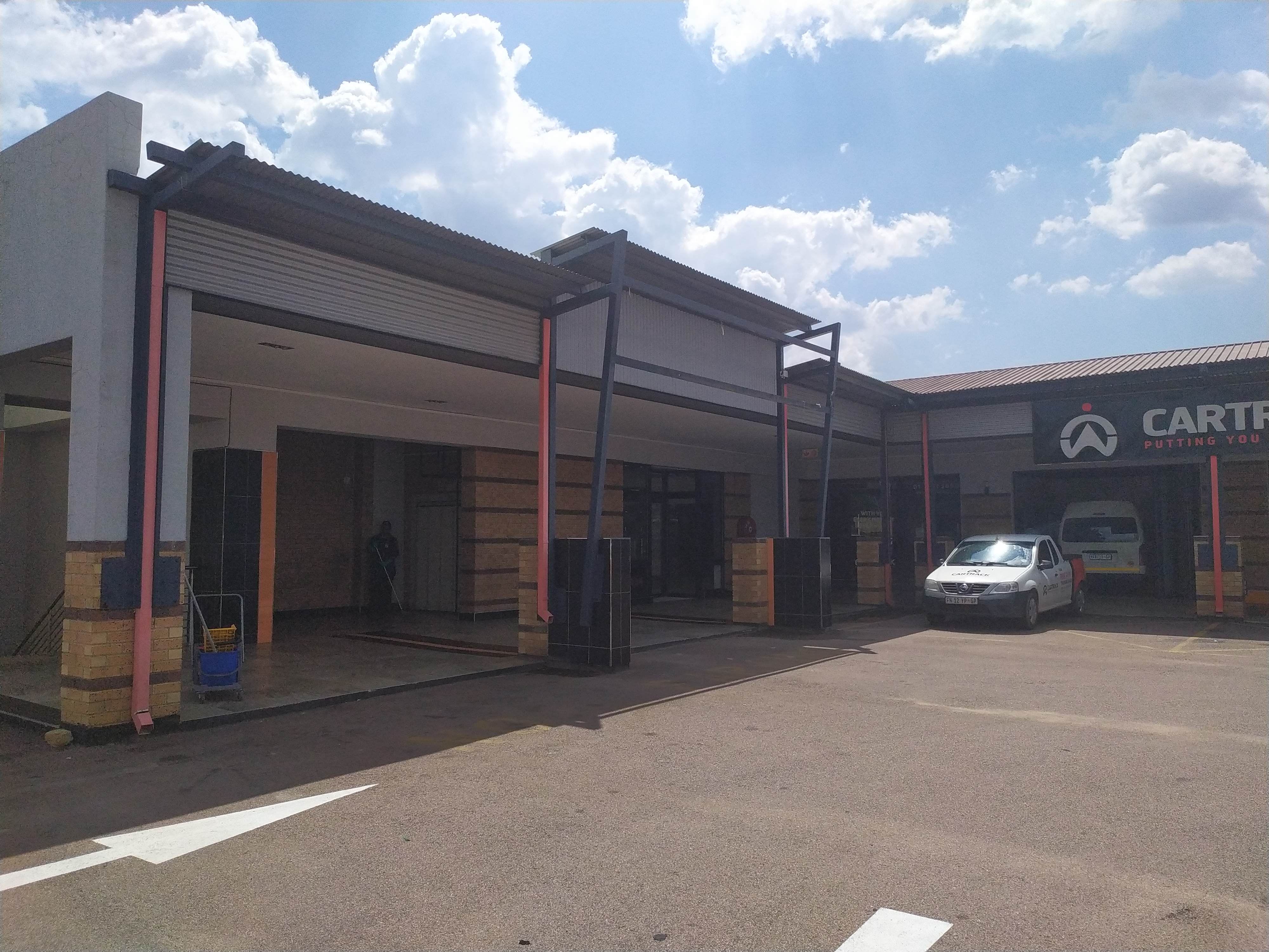 Retail Shops to rent at Menlyn Retail Park in Newlands PTA