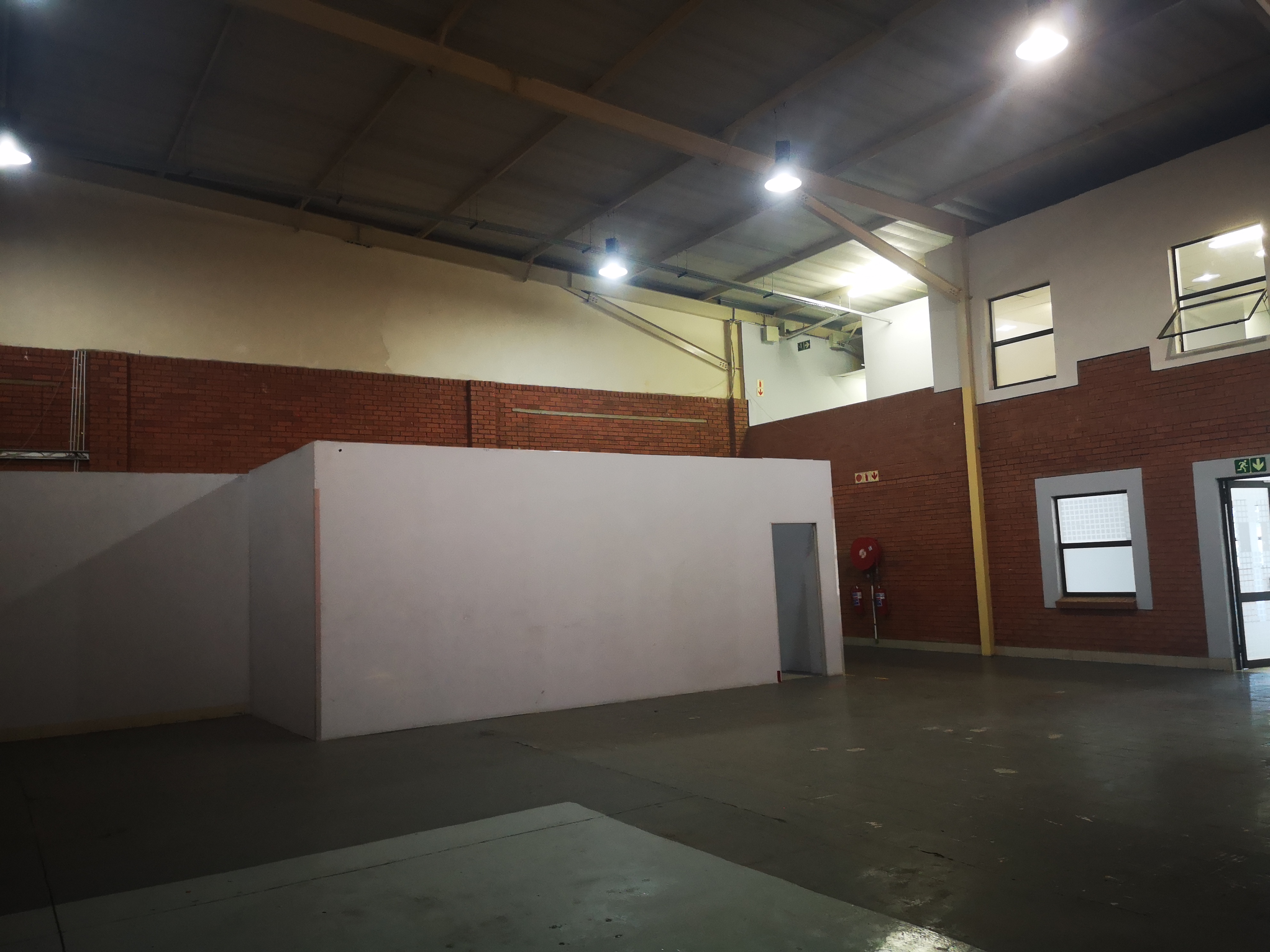 Warehouse to rent at Midpark Industrial Park in Midrand