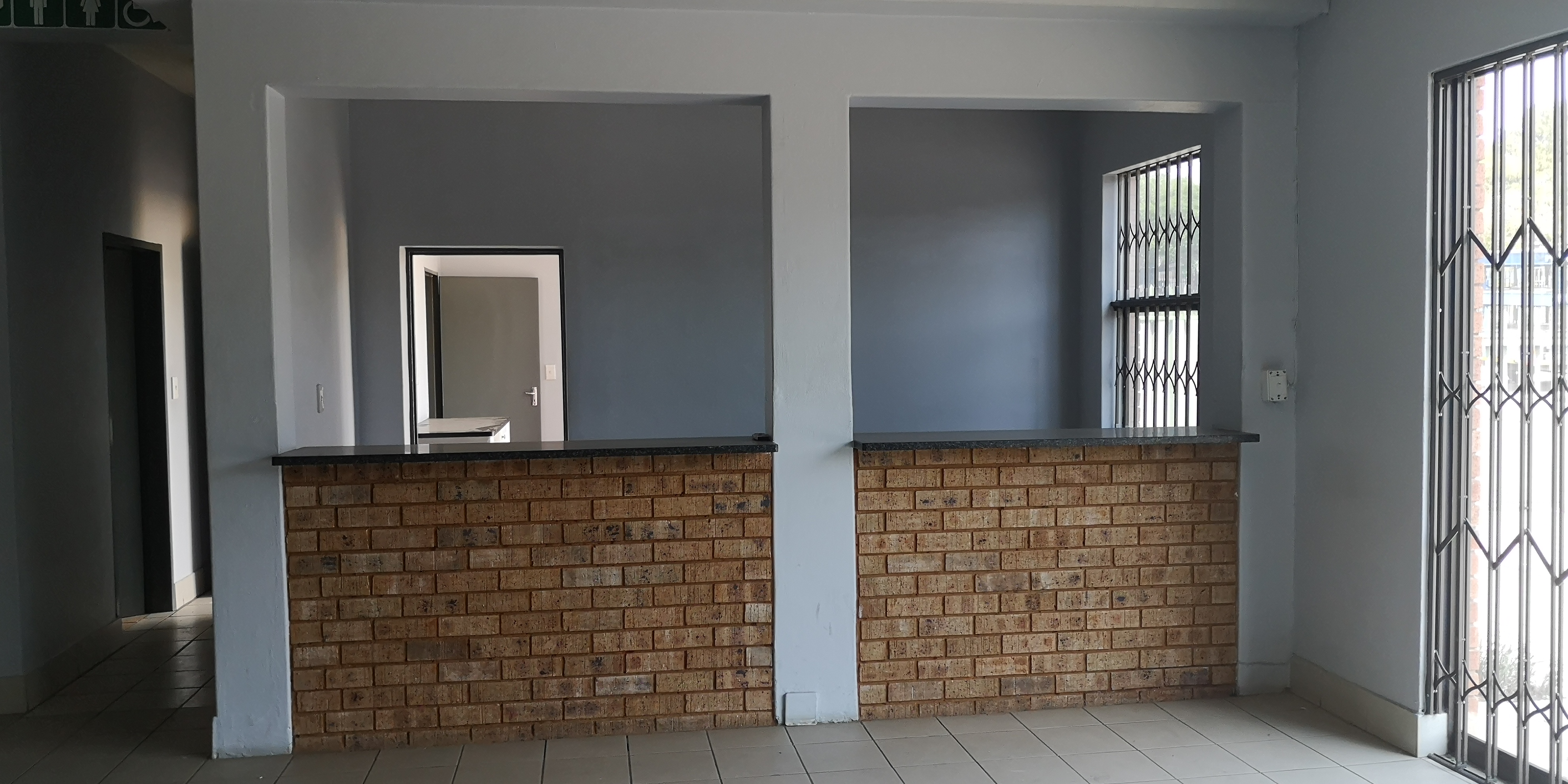 Warehouse to rent at Midpark Industrial Park in Midrand