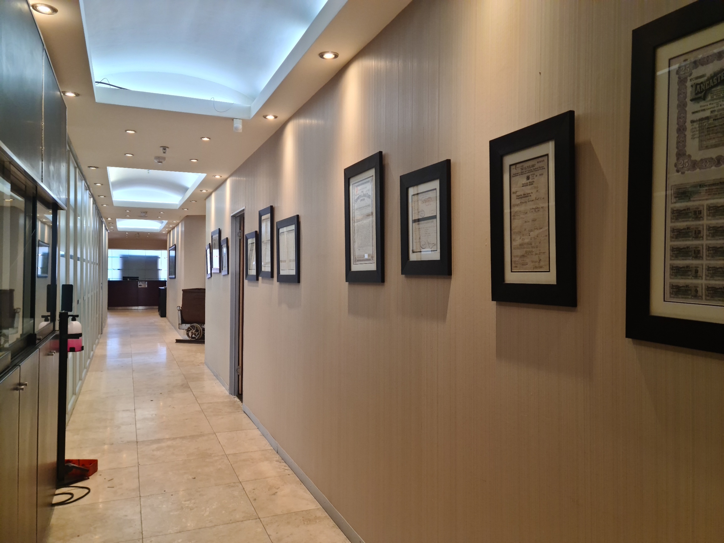 1 125m² Office Space to rent at Nelson Mandela Square in Sandton Central