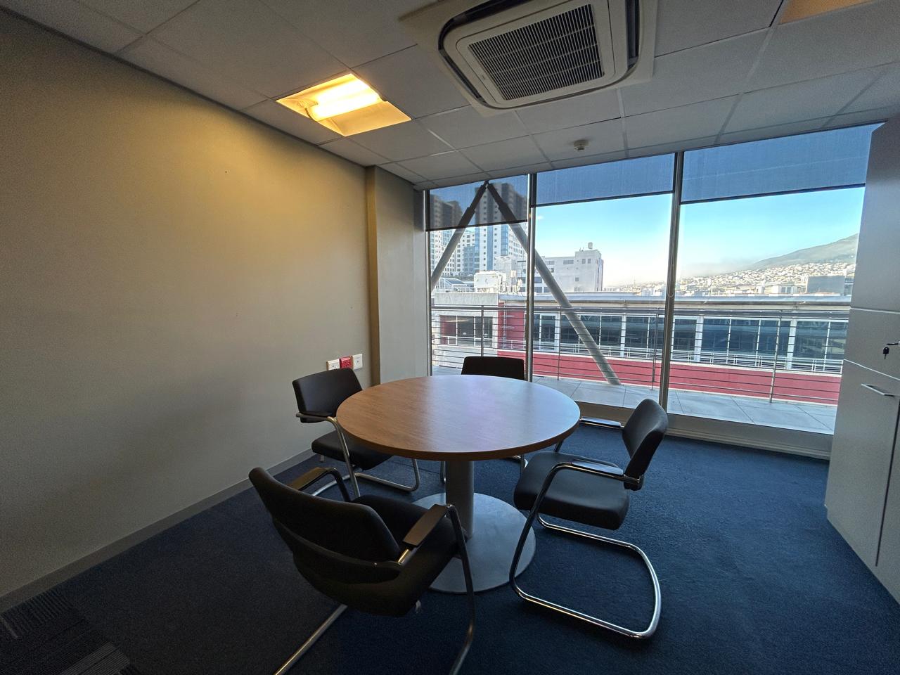 2 030m² Office Space to rent at Oceana House in Foreshore